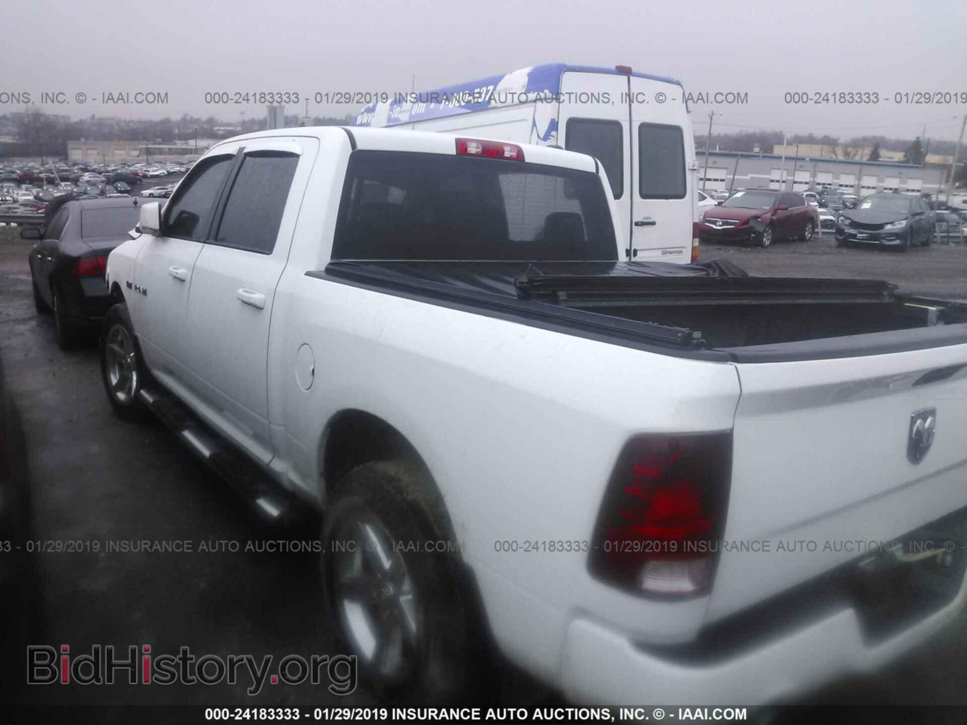 2010 DODGE RAM 1500 - VIN: 1D7RV1CT0AS168057 - Фото 3