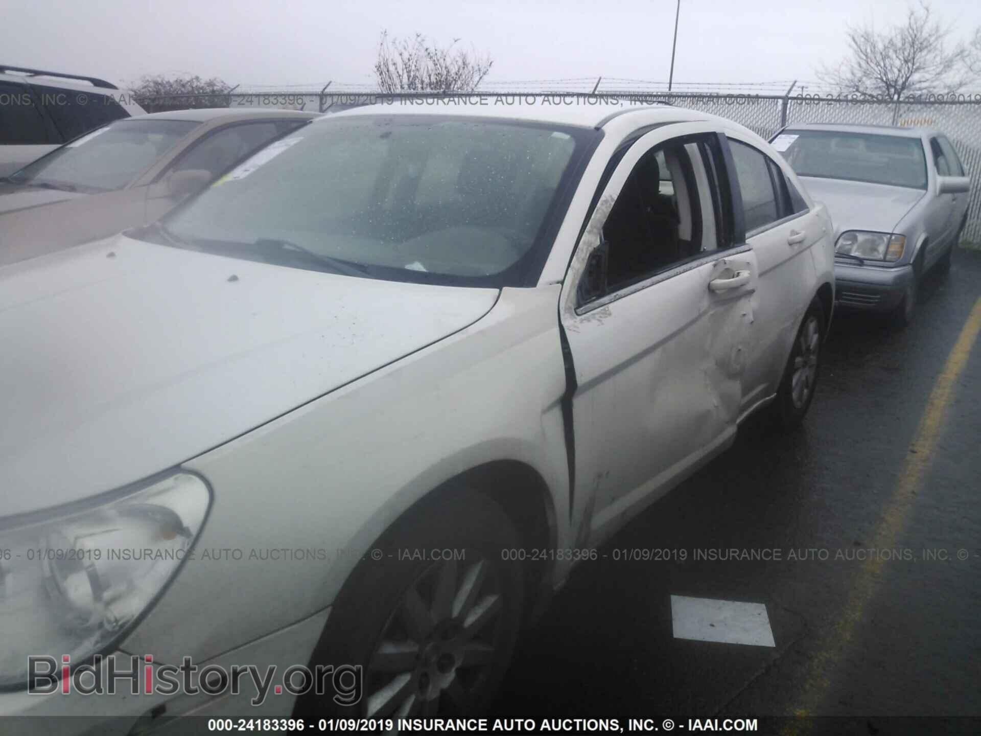 2010 CHRYSLER SEBRING - VIN: 1C3CC4FB2AN123991 - Photo 6