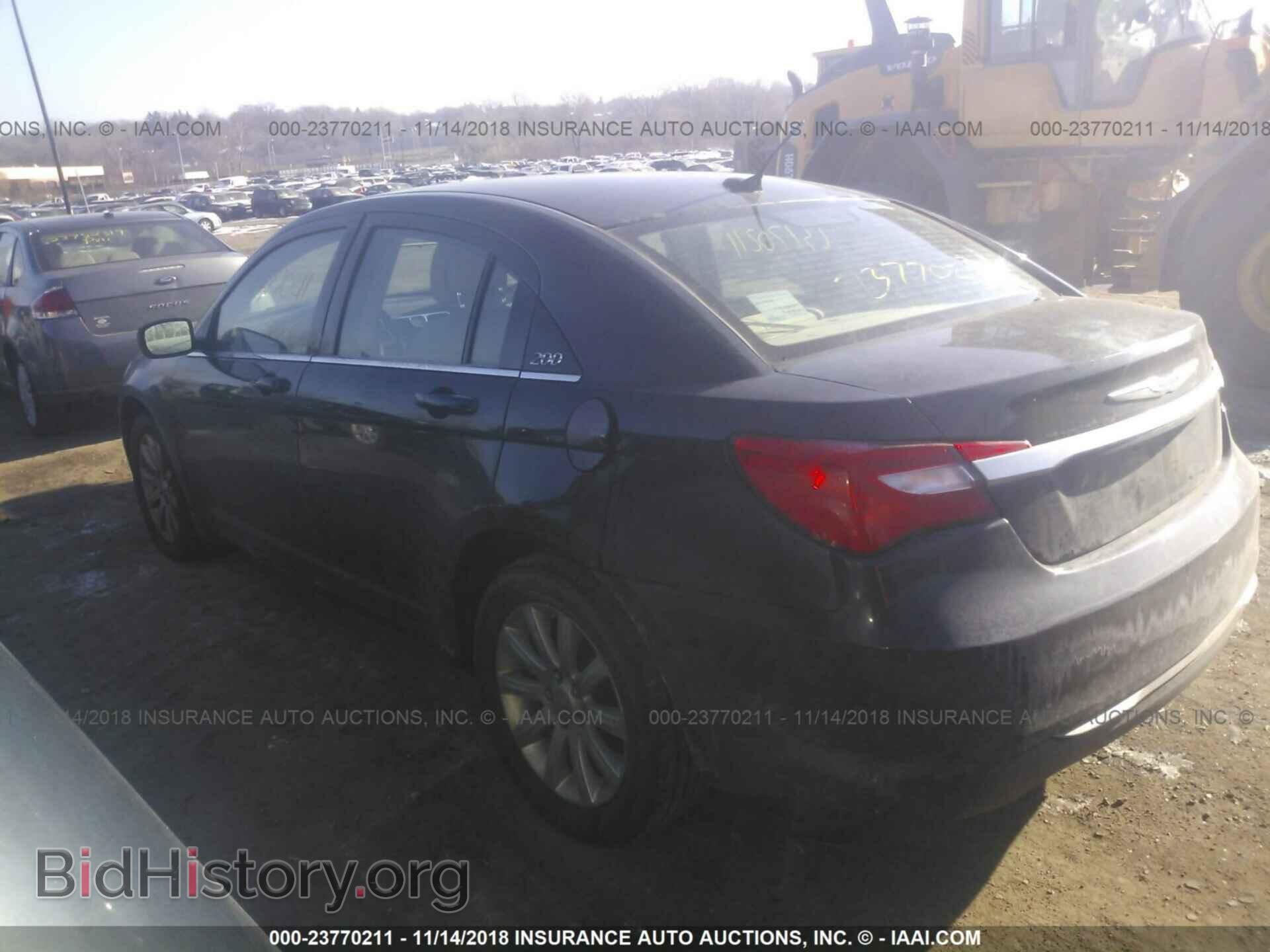 2011 CHRYSLER 200 - VIN: 1C3BC1FB7BN566763 - Photo 3
