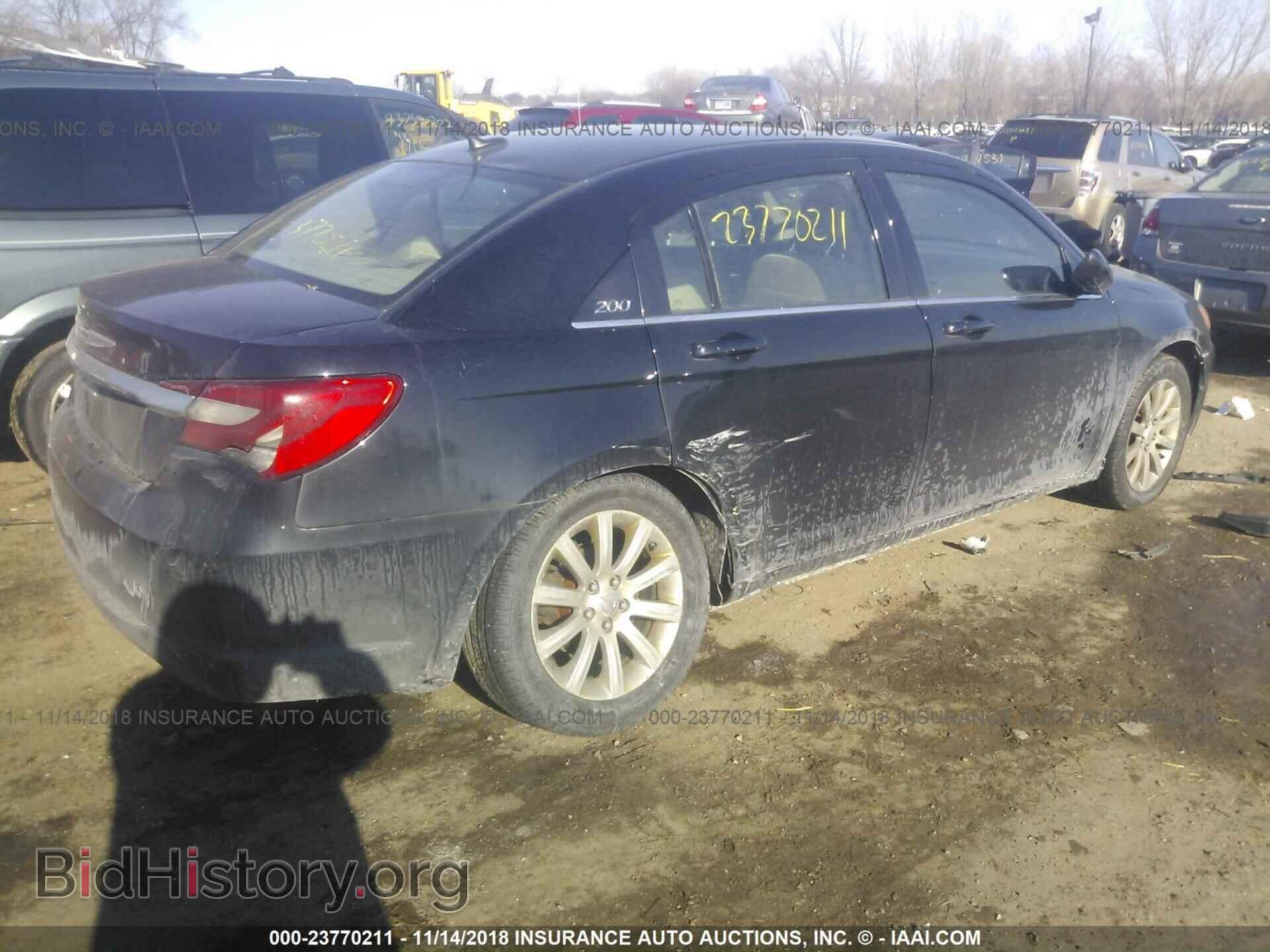 2011 CHRYSLER 200 - VIN: 1C3BC1FB7BN566763 - Photo 4