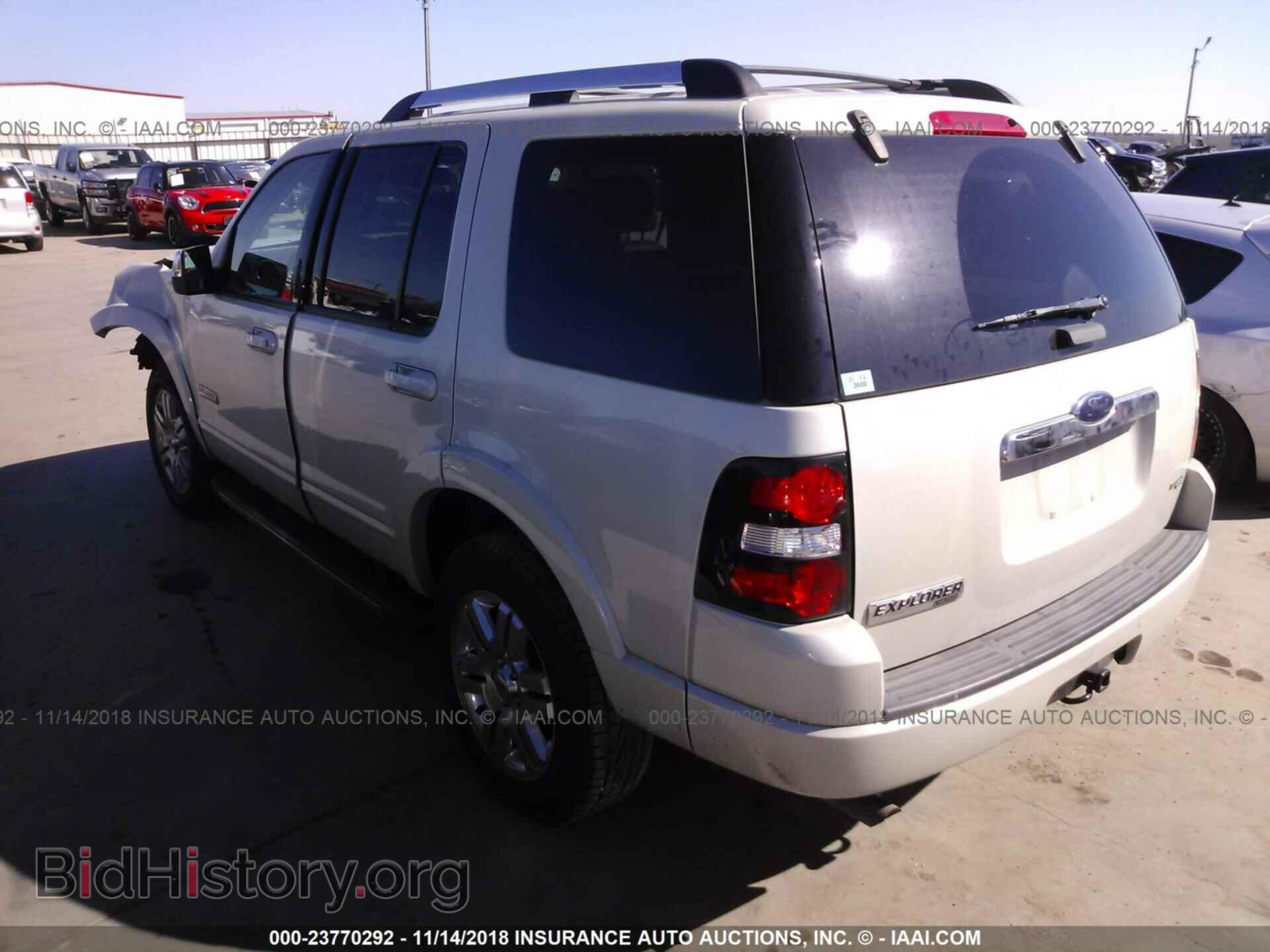 2006 FORD EXPLORER - VIN: 1FMEU65E56UB24568 - Фото 3