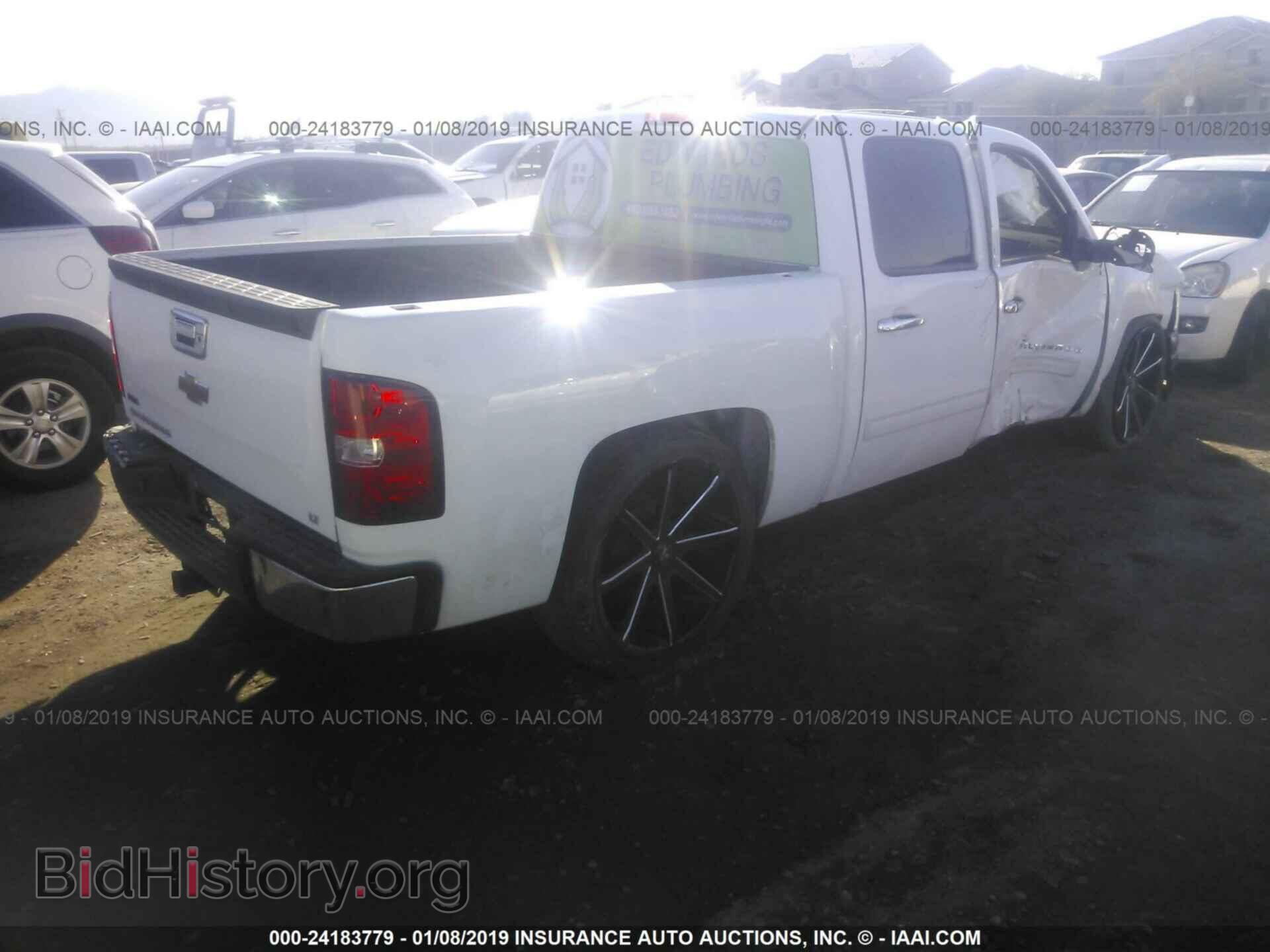 2011 CHEVROLET SILVERADO - VIN: 3GCPCSE08BG394680 - Фото 4