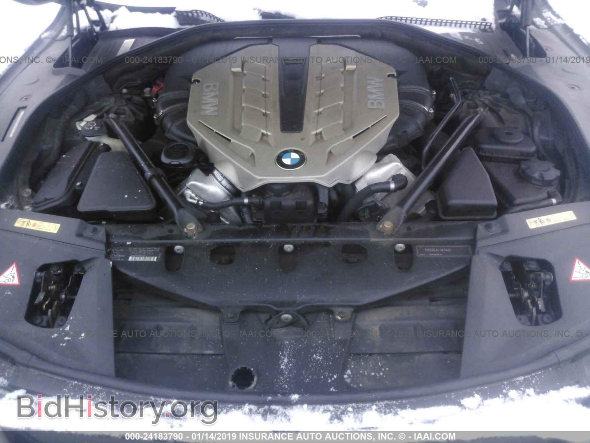 2009 BMW 750 - VIN: WBAKB83509CY60823 - Фото 10