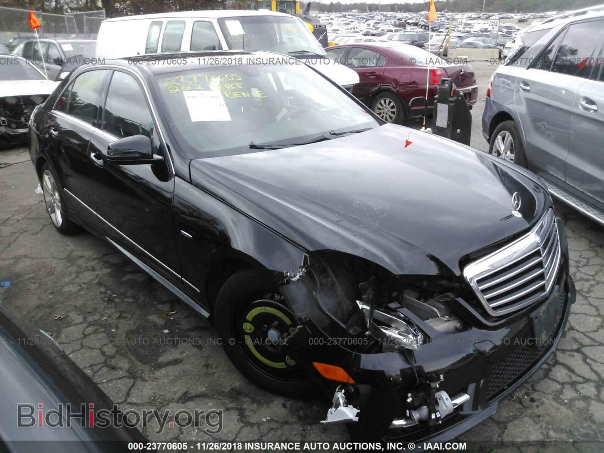 Photo WDDHF8JB2CA654020 - MERCEDES-BENZ E 2012