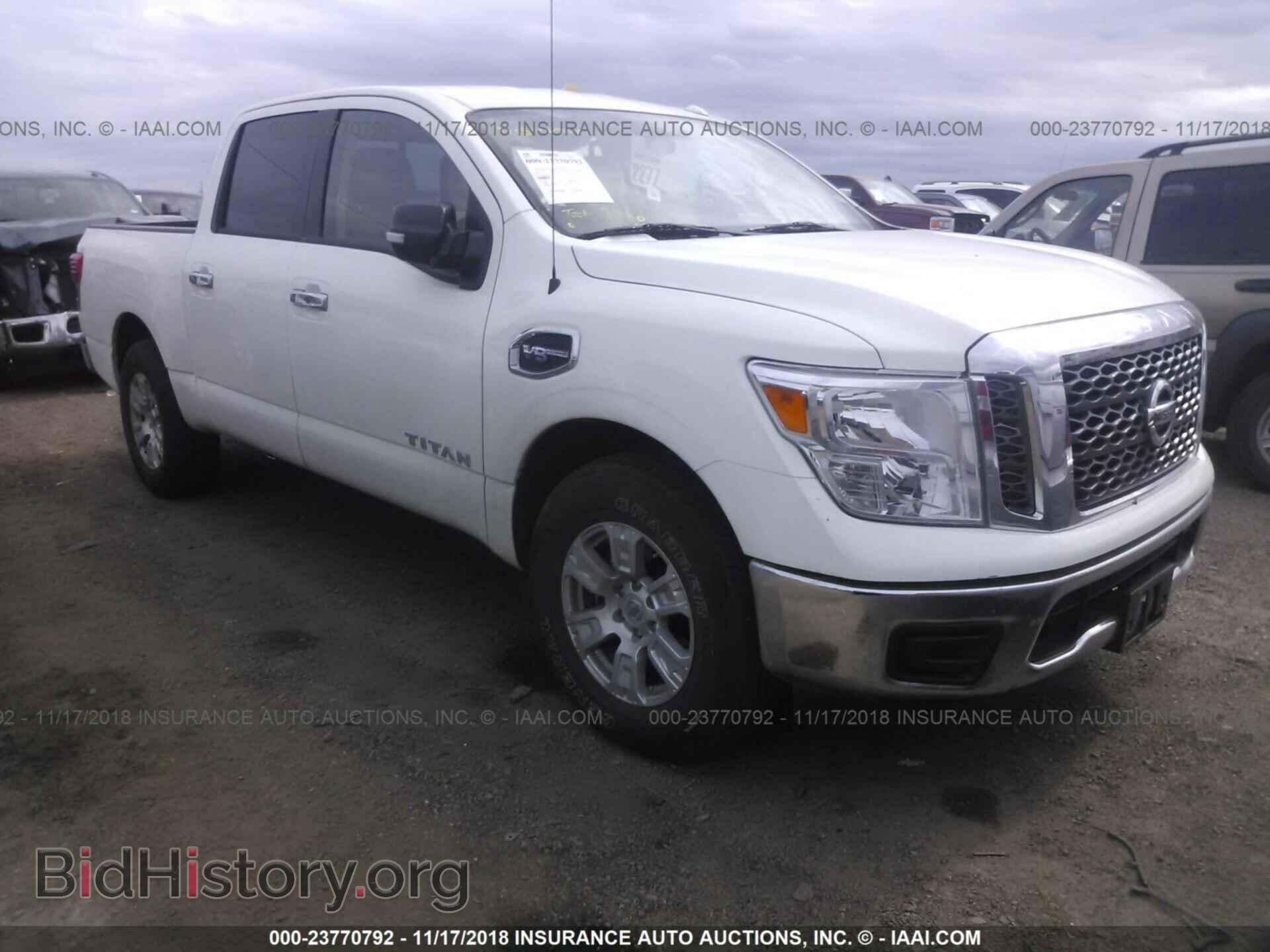 Photo 1N6AA1EKXHN550979 - NISSAN TITAN 2017