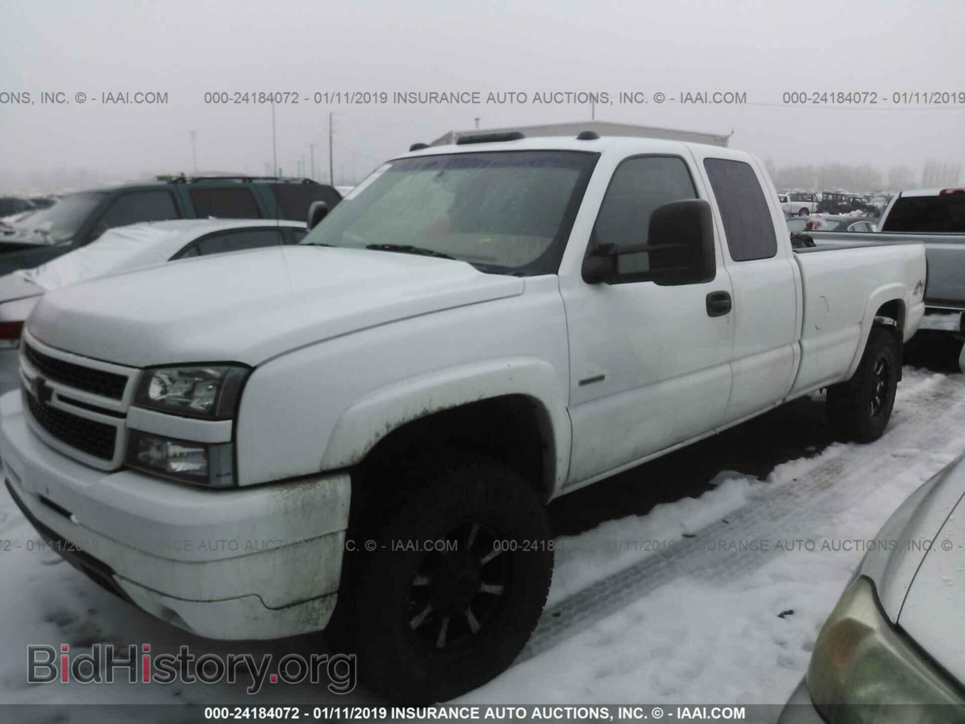 2005 CHEVROLET SILVERADO - VIN: 1GCHK29295E154200 - Фото 2