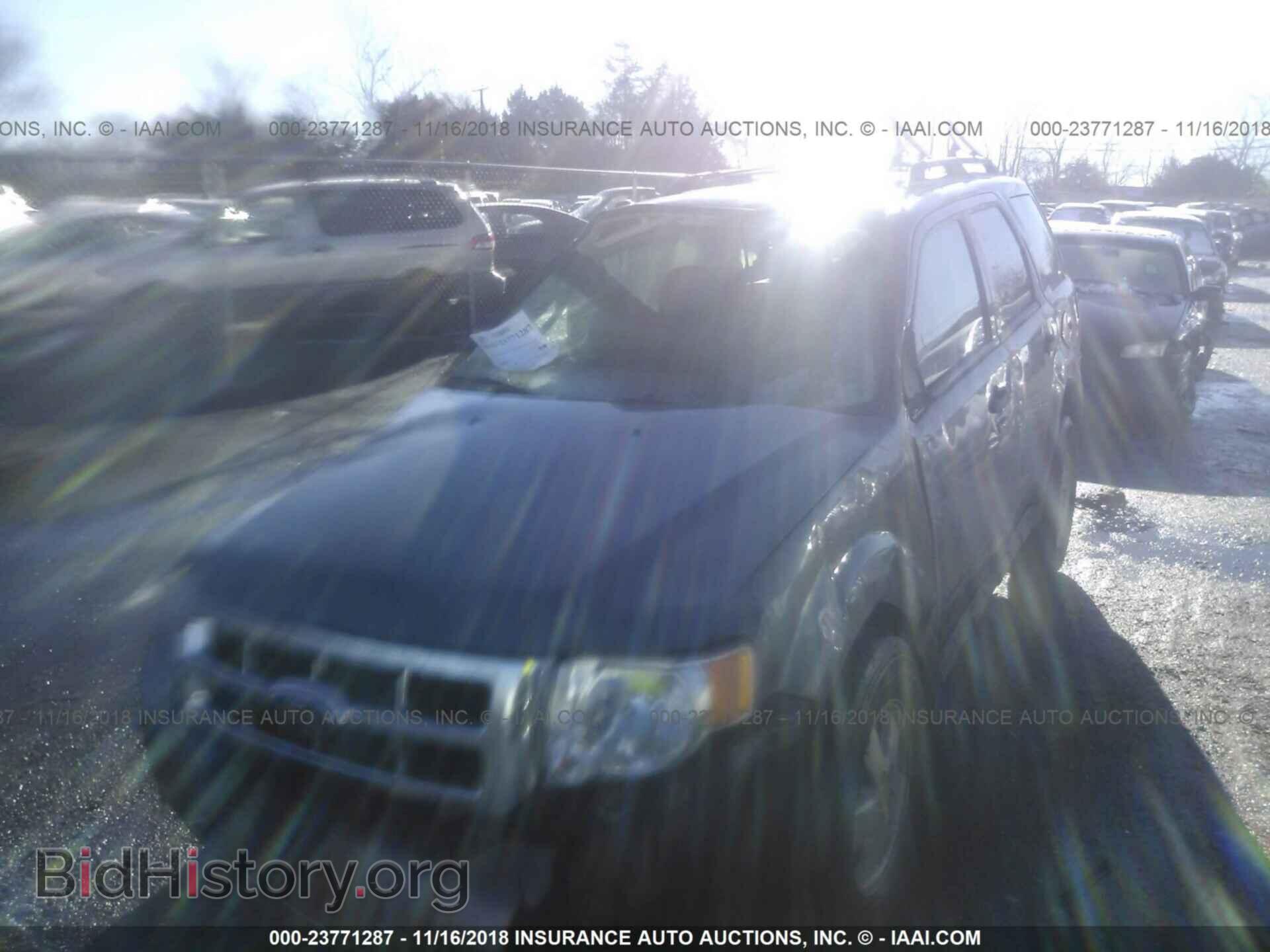 2011 FORD ESCAPE - VIN: 1FMCU9DG4BKB20030 - Photo 6