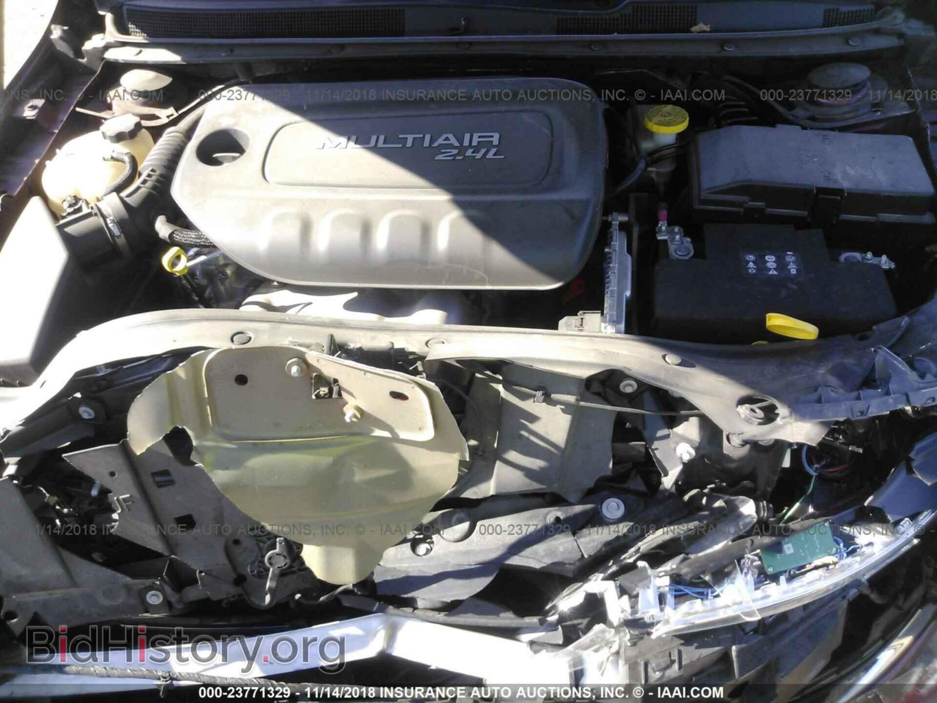 2017 CHRYSLER 200 - VIN: 1C3CCCAB7HN501220 - Фото 10
