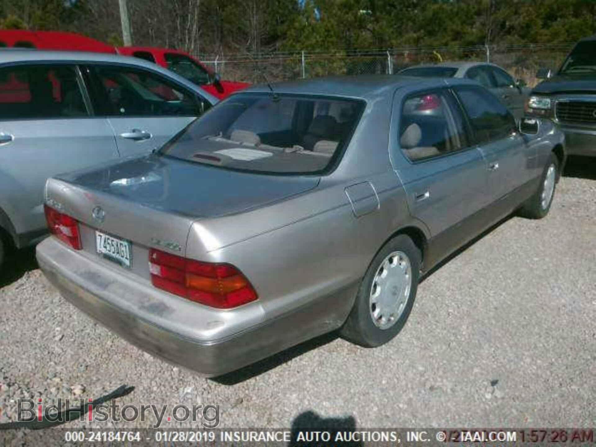 1995 LEXUS LS - VIN: JT8UF22EXS0026322 - Фото 2