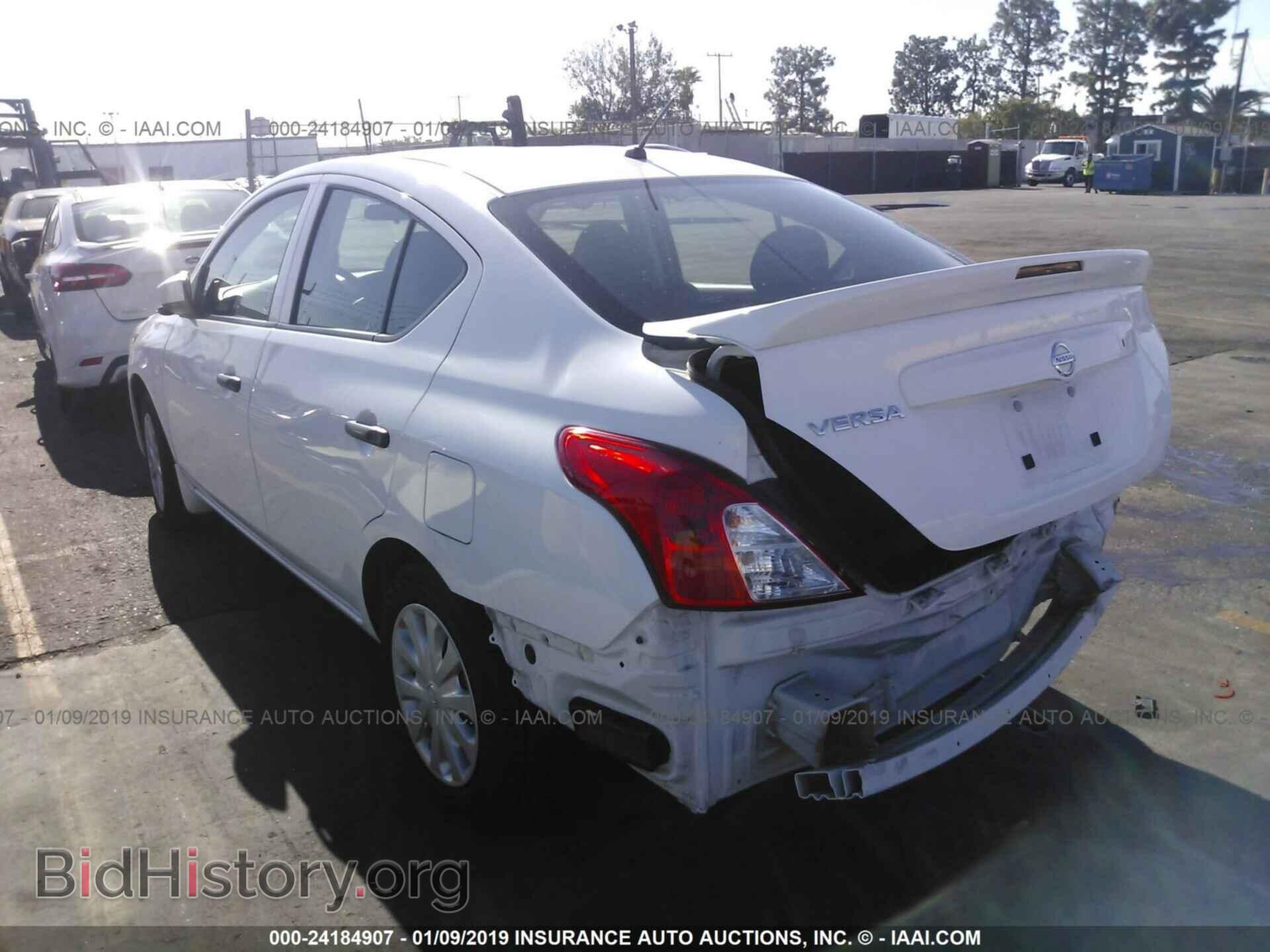 2017 NISSAN VERSA - VIN: 3N1CN7AP4HL886652 - Фото 3