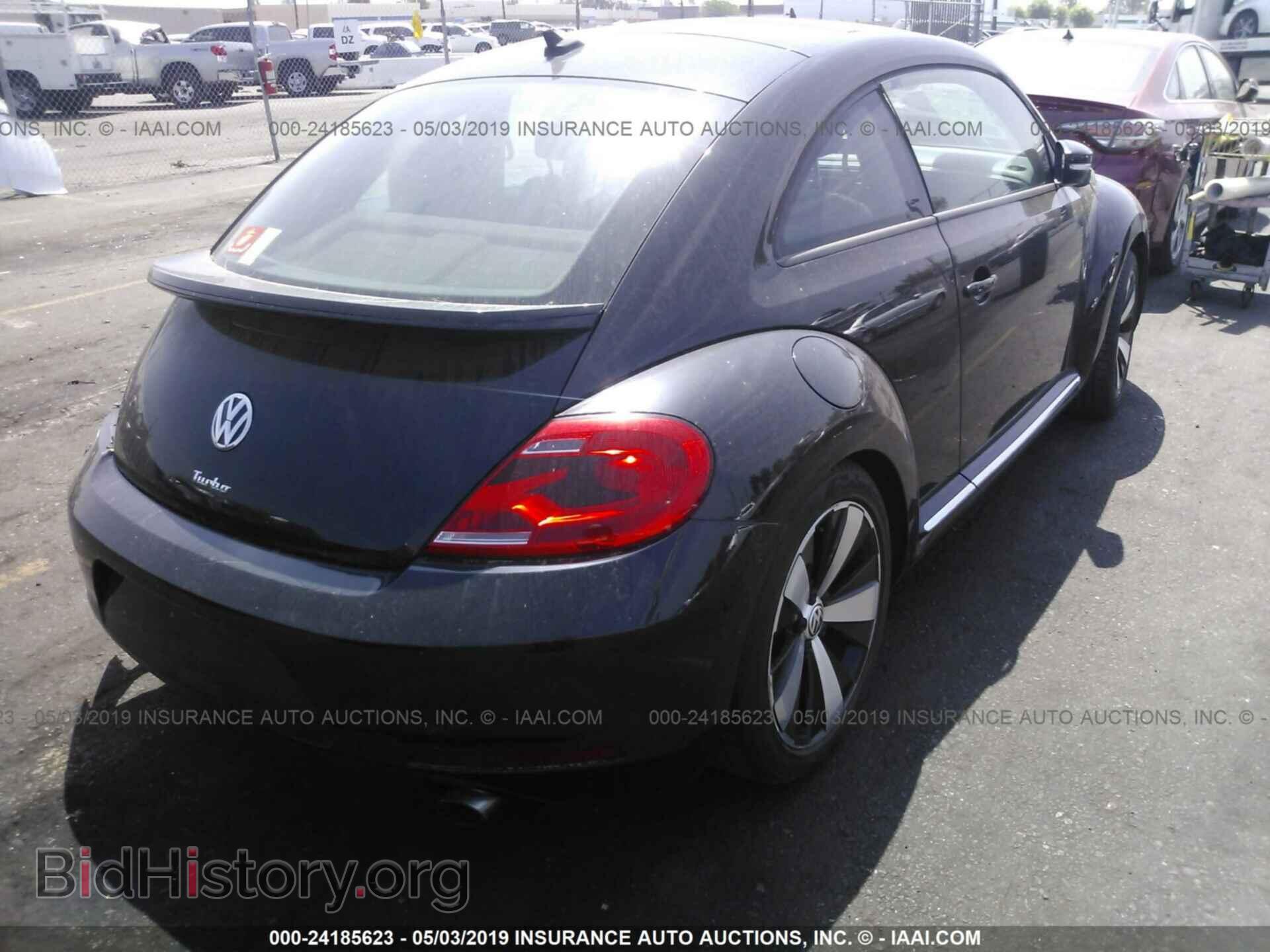 2013 VOLKSWAGEN BEETLE - VIN: 3VWVA7AT5DM607340 - Фото 4