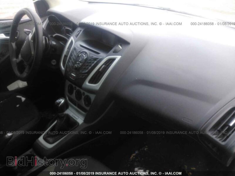 2013 Ford FOCUS (VIN 1FADP3F20DL141684) — фото 5 из 10