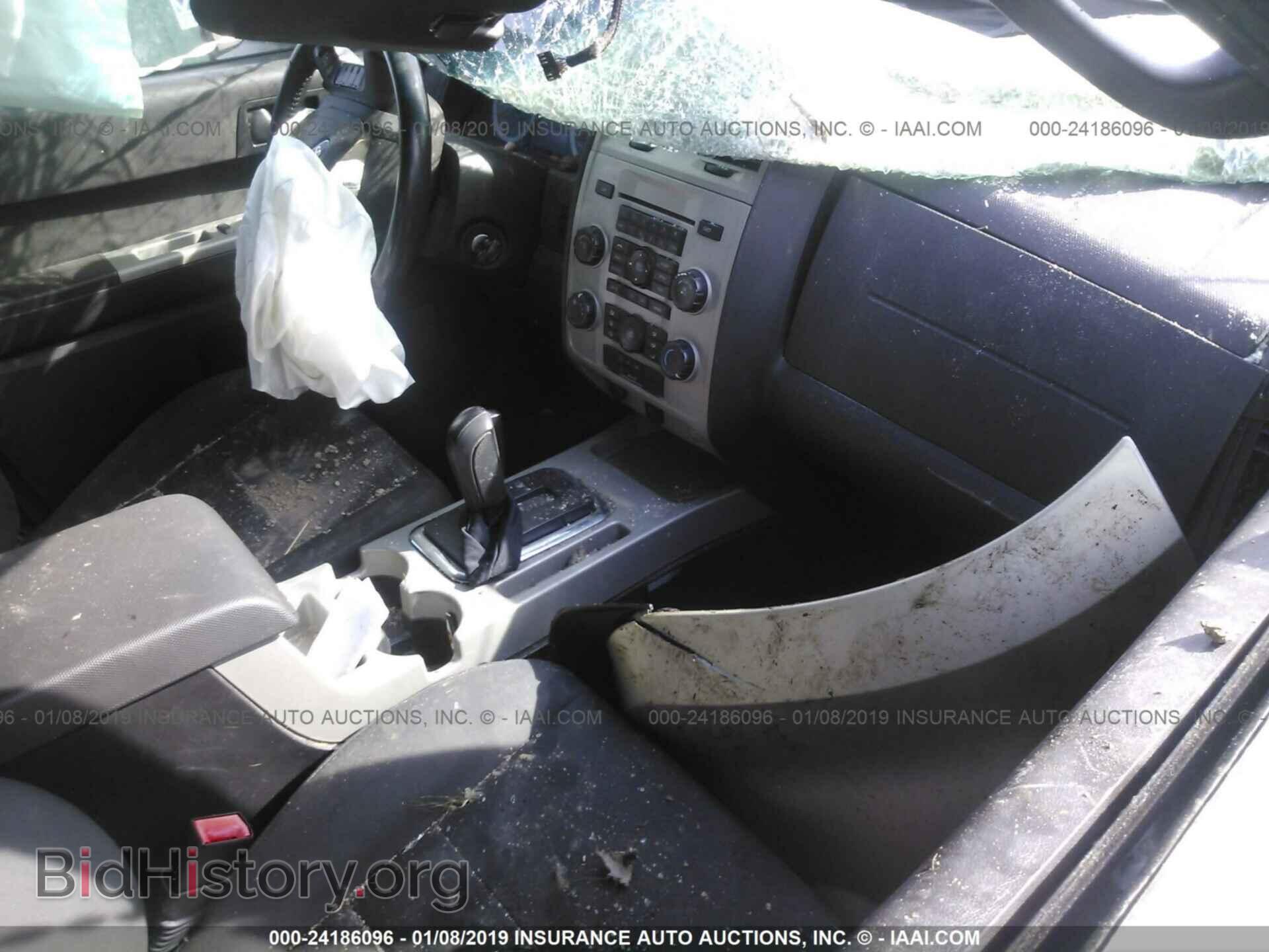 2011 FORD ESCAPE - VIN: 1FMCU0DG0BKB27102 - Photo 5