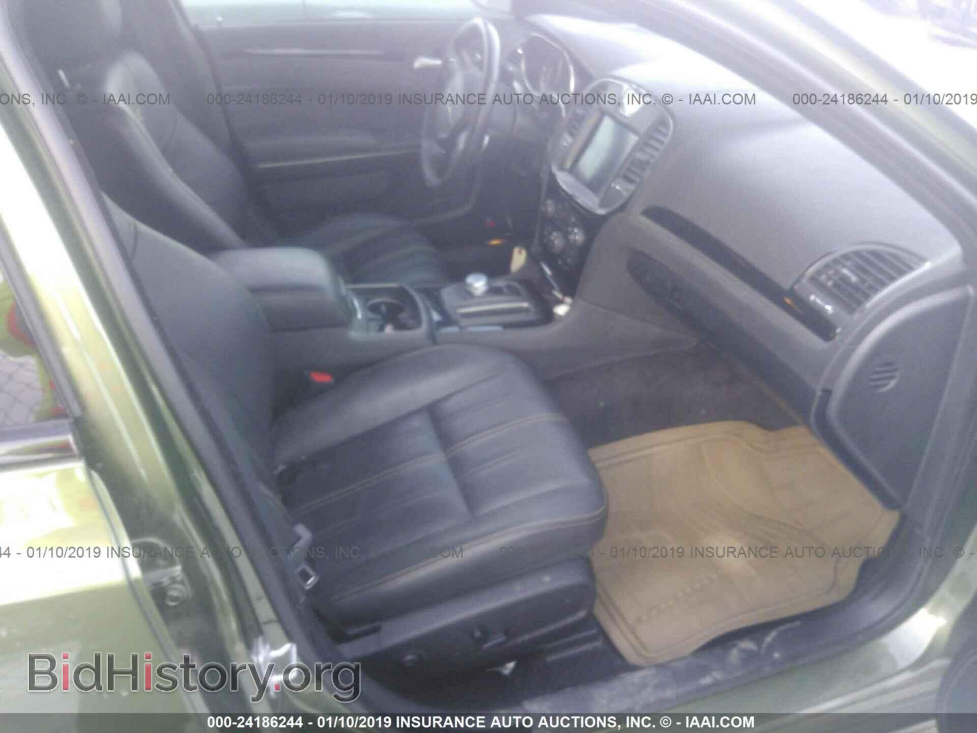 2018 CHRYSLER 300 - VIN: 2C3CCAGG1JH208435 - Фото 5