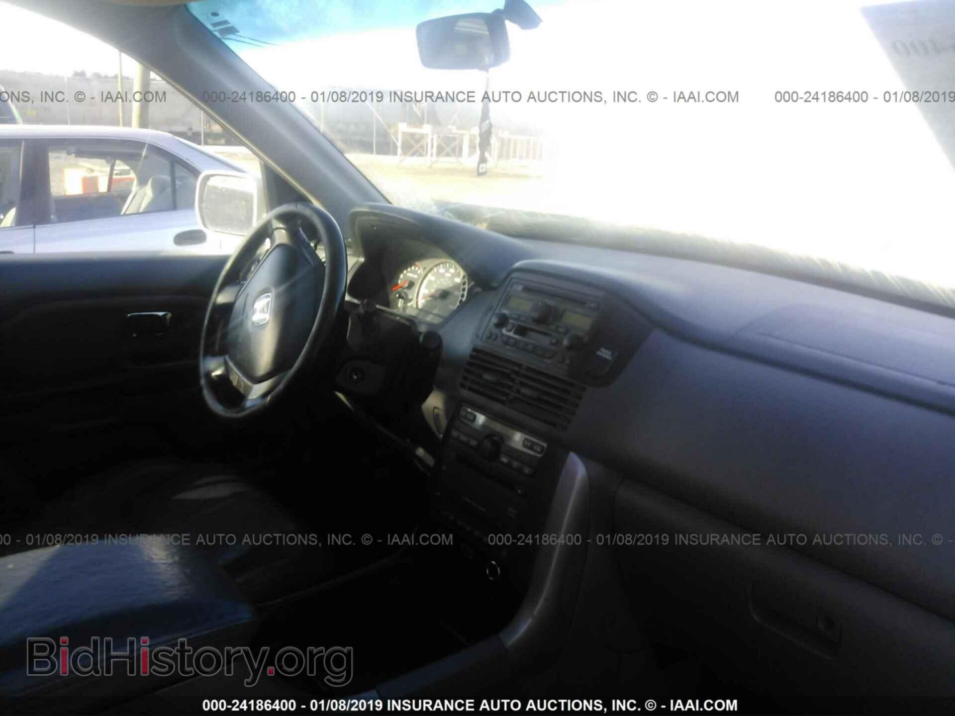 2005 HONDA PILOT - VIN: 5FNYF186X5B005666 - Фото 5