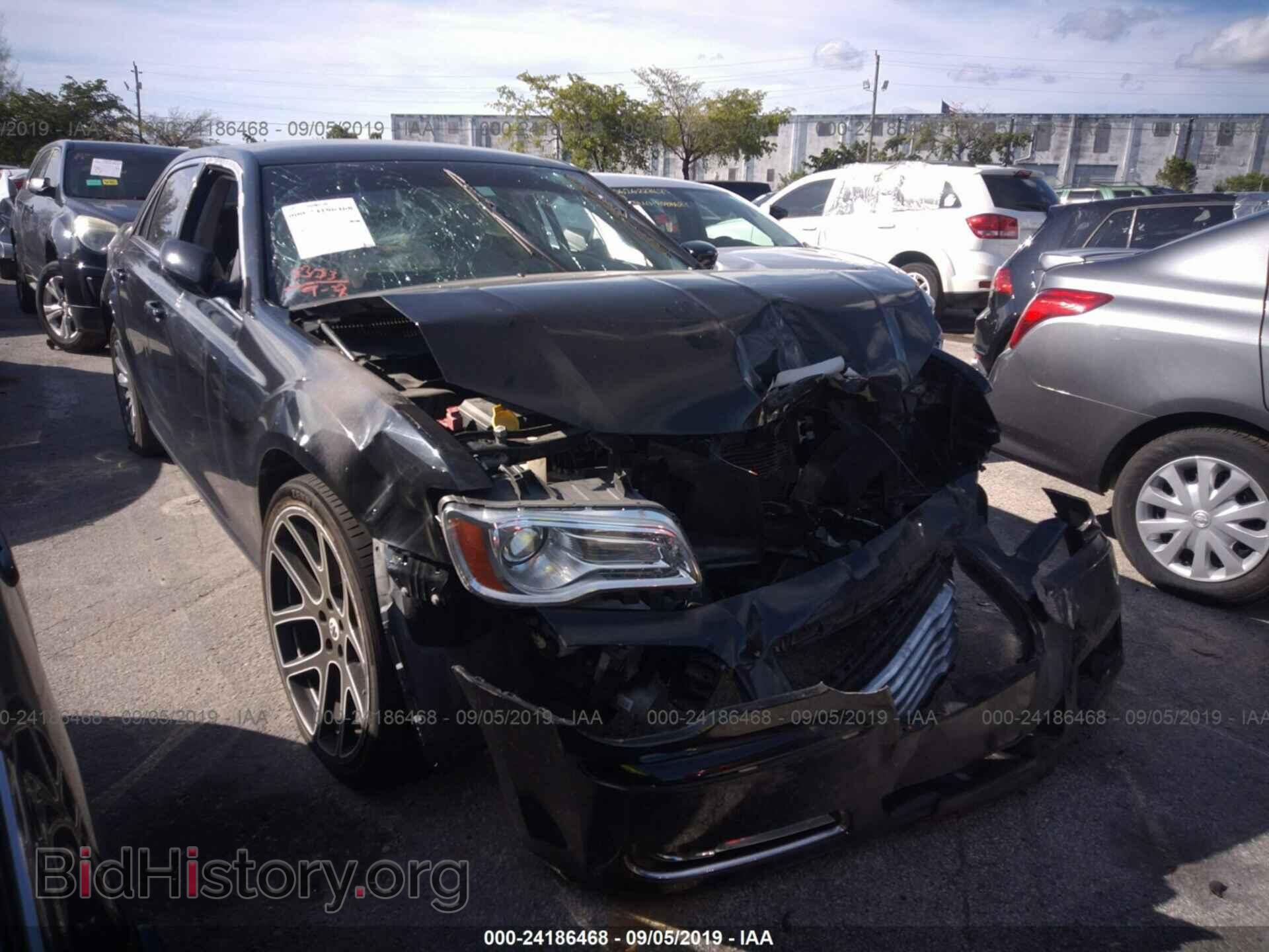 Фотография 2C3CCAAG5EH311744 - CHRYSLER 300 2014