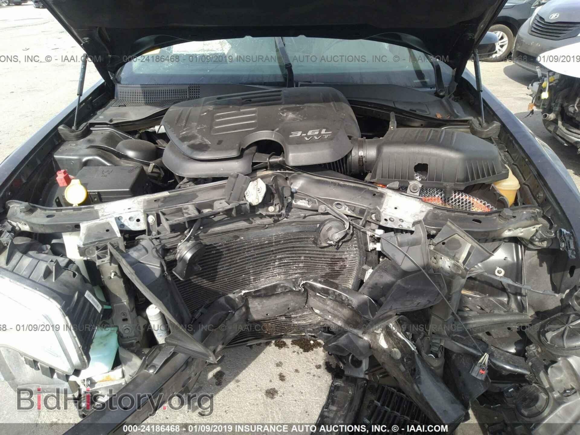 2014 CHRYSLER 300 - VIN: 2C3CCAAG5EH311744 - Фото 10