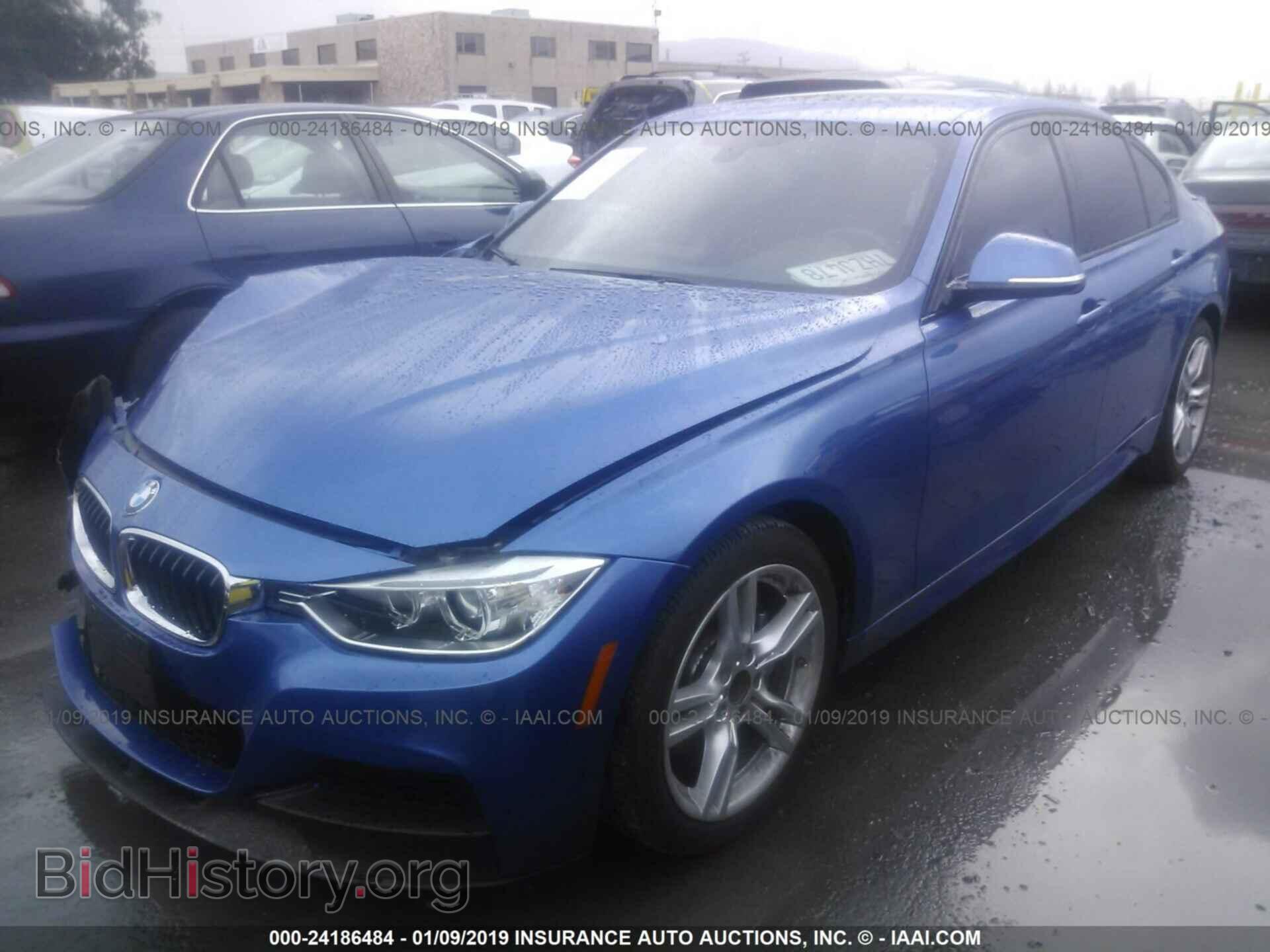 2013 BMW 335 - VIN: WBA3B9C5XDJ437004 - Фото 2