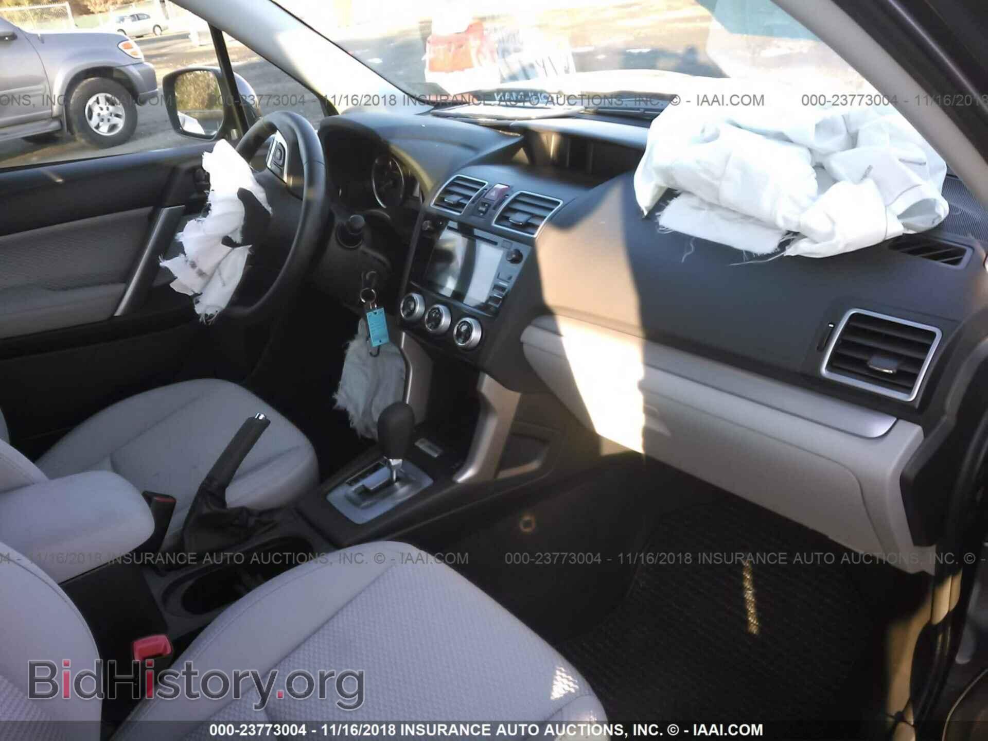 2018 SUBARU FORESTER - VIN: JF2SJAEC3JH613751 - Фото 5