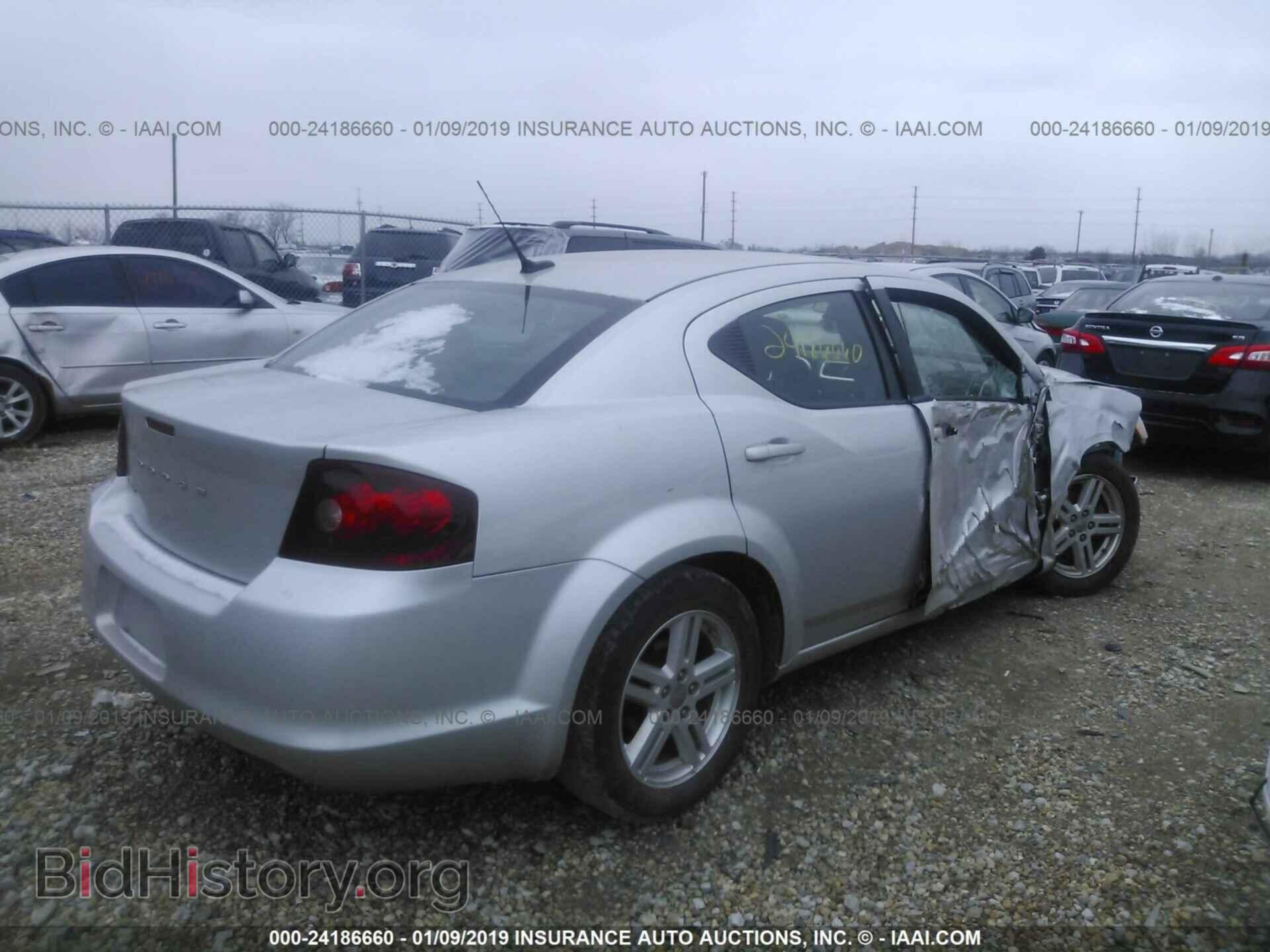 2011 DODGE AVENGER - VIN: 1B3BD1FB5BN502229 - Photo 4