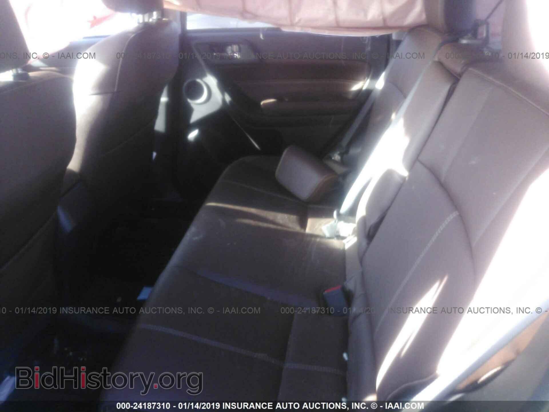 2017 SUBARU FORESTER - VIN: JF2SJGWC3HH568807 - Фото 8