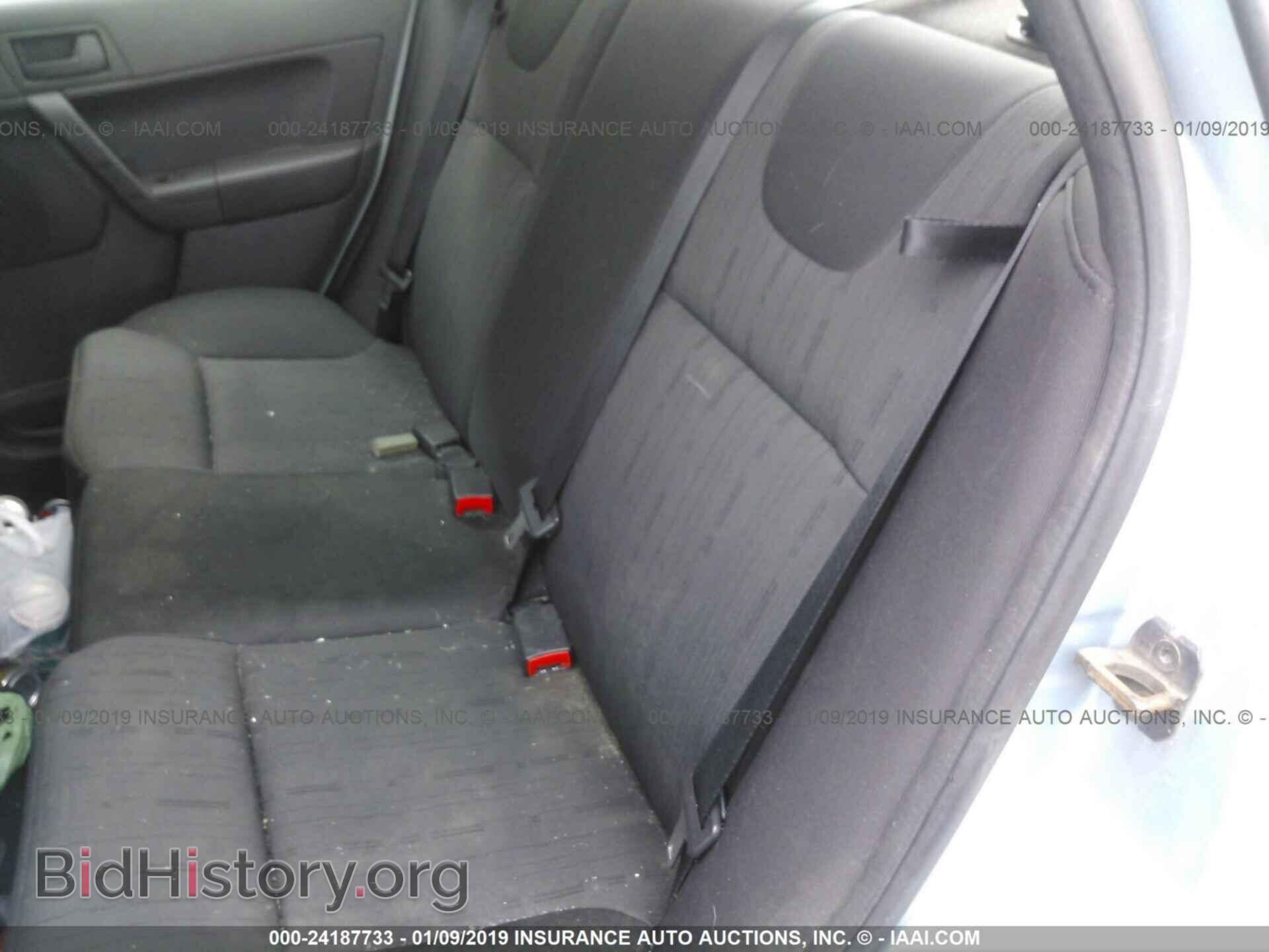 2008 FORD FOCUS - VIN: 1FAHP35N18W190152 - Фото 8