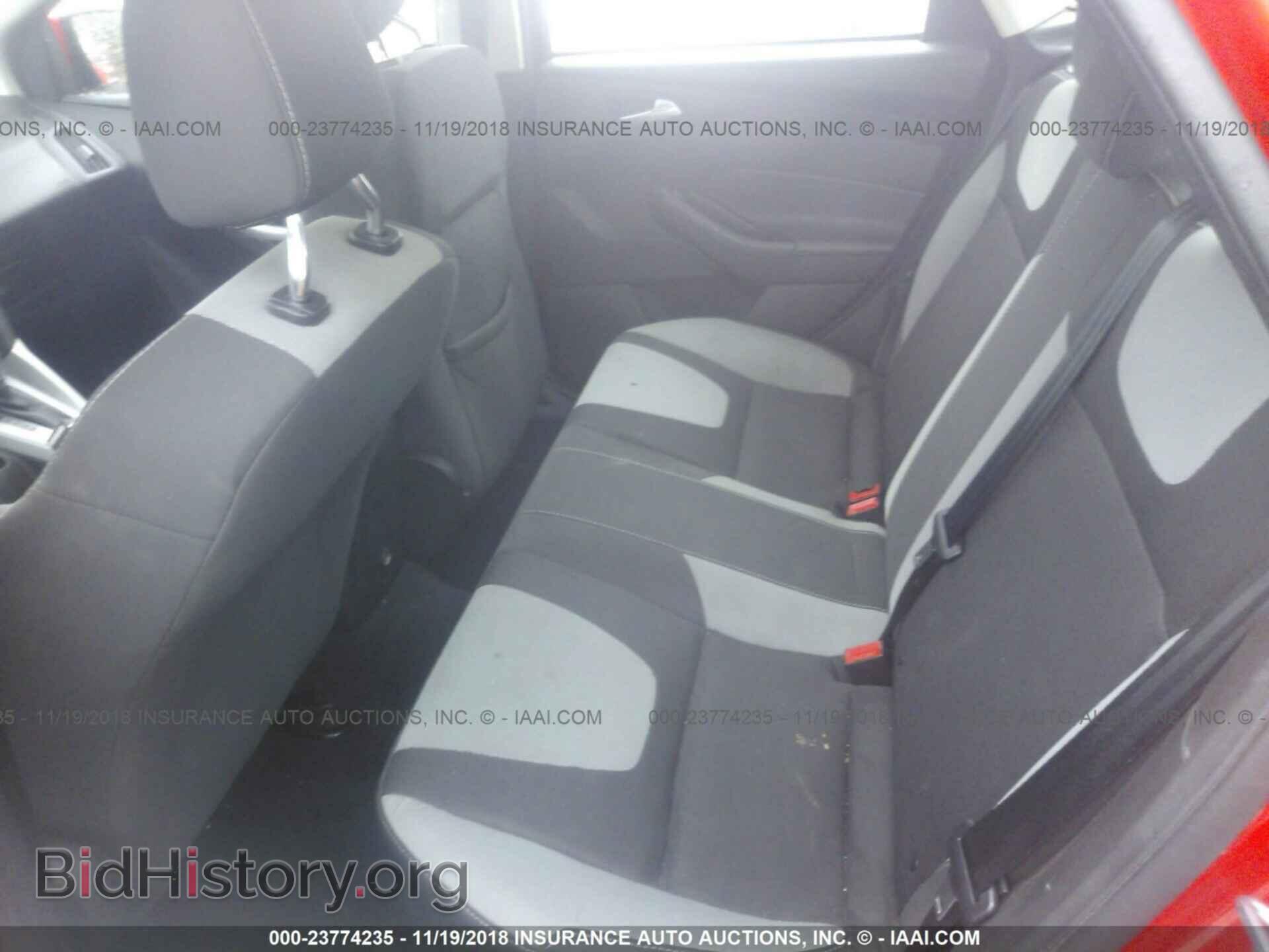 2012 FORD FOCUS - VIN: 1FAHP3F22CL381772 - Photo 8