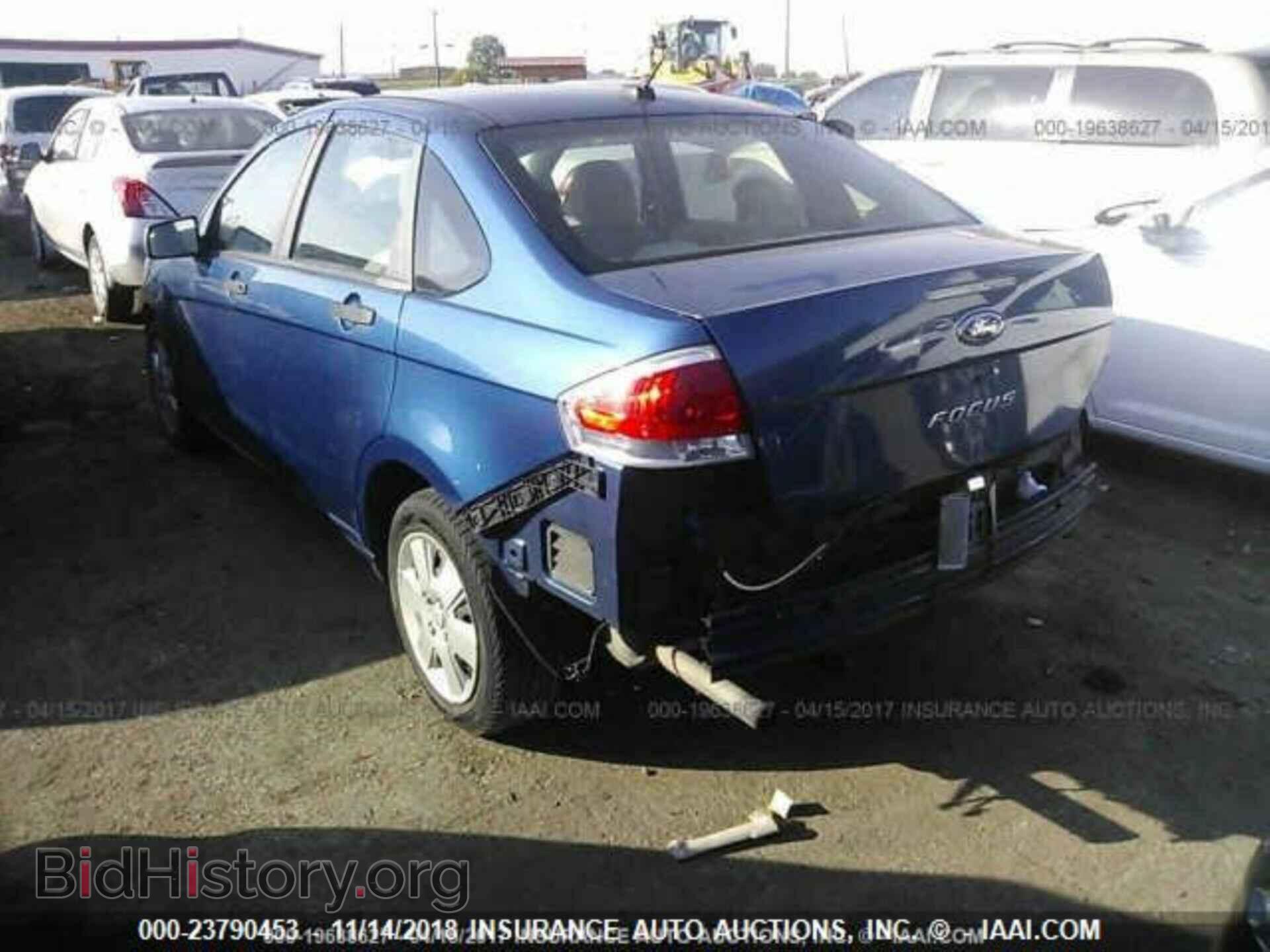 2008 FORD FOCUS - VIN: 1FAHP34N48W196139 - Фото 3