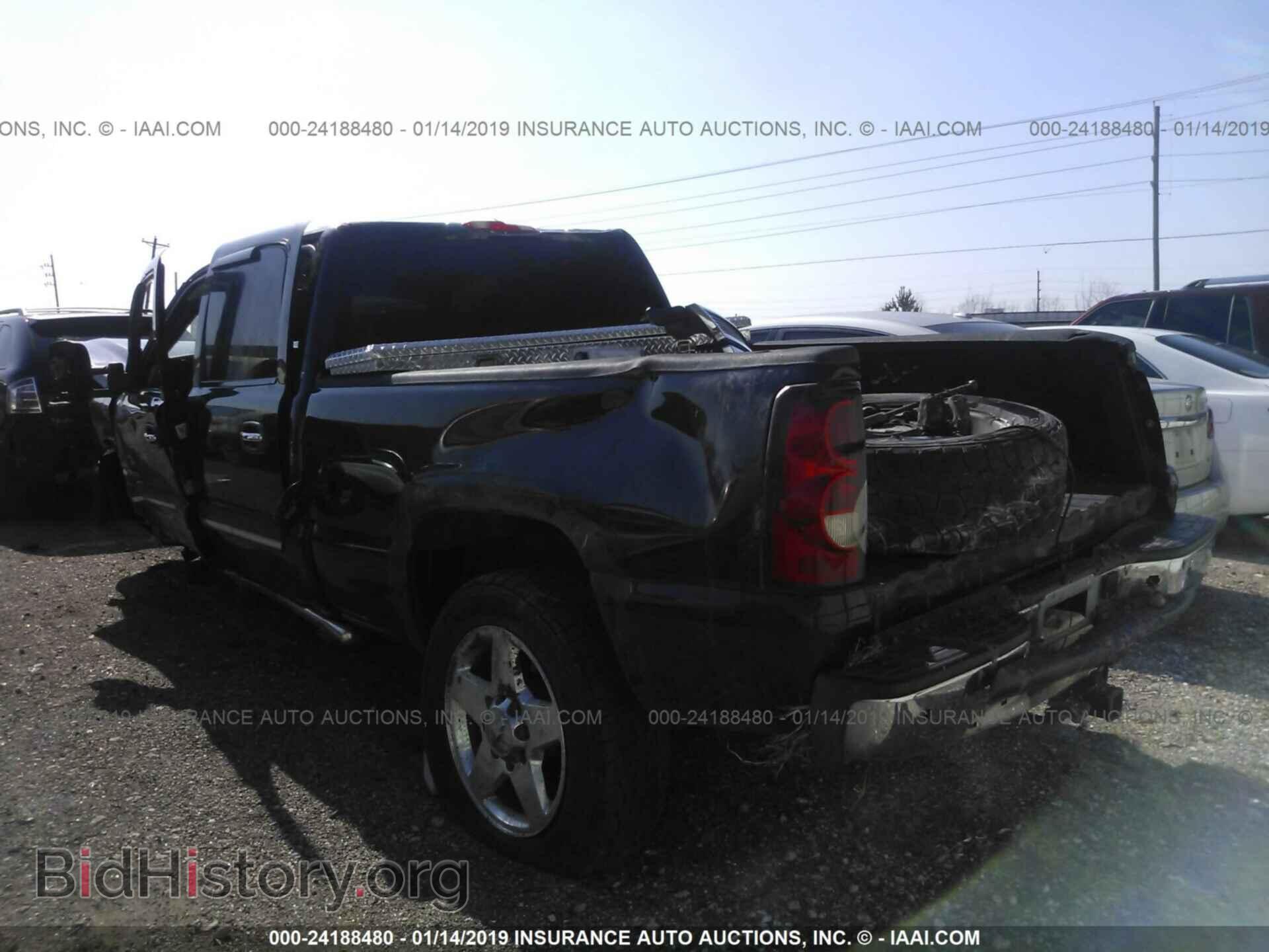 2007 CHEVROLET SILVERADO - VIN: 1GCHC23D07F158897 - Фото 3