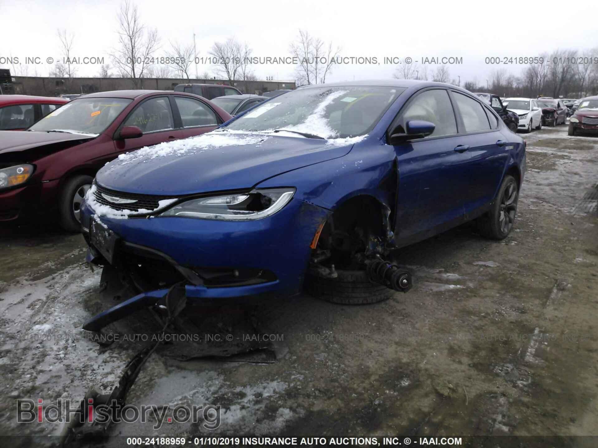 2015 CHRYSLER 200 - VIN: 1C3CCCBB7FN560179 - Фото 2
