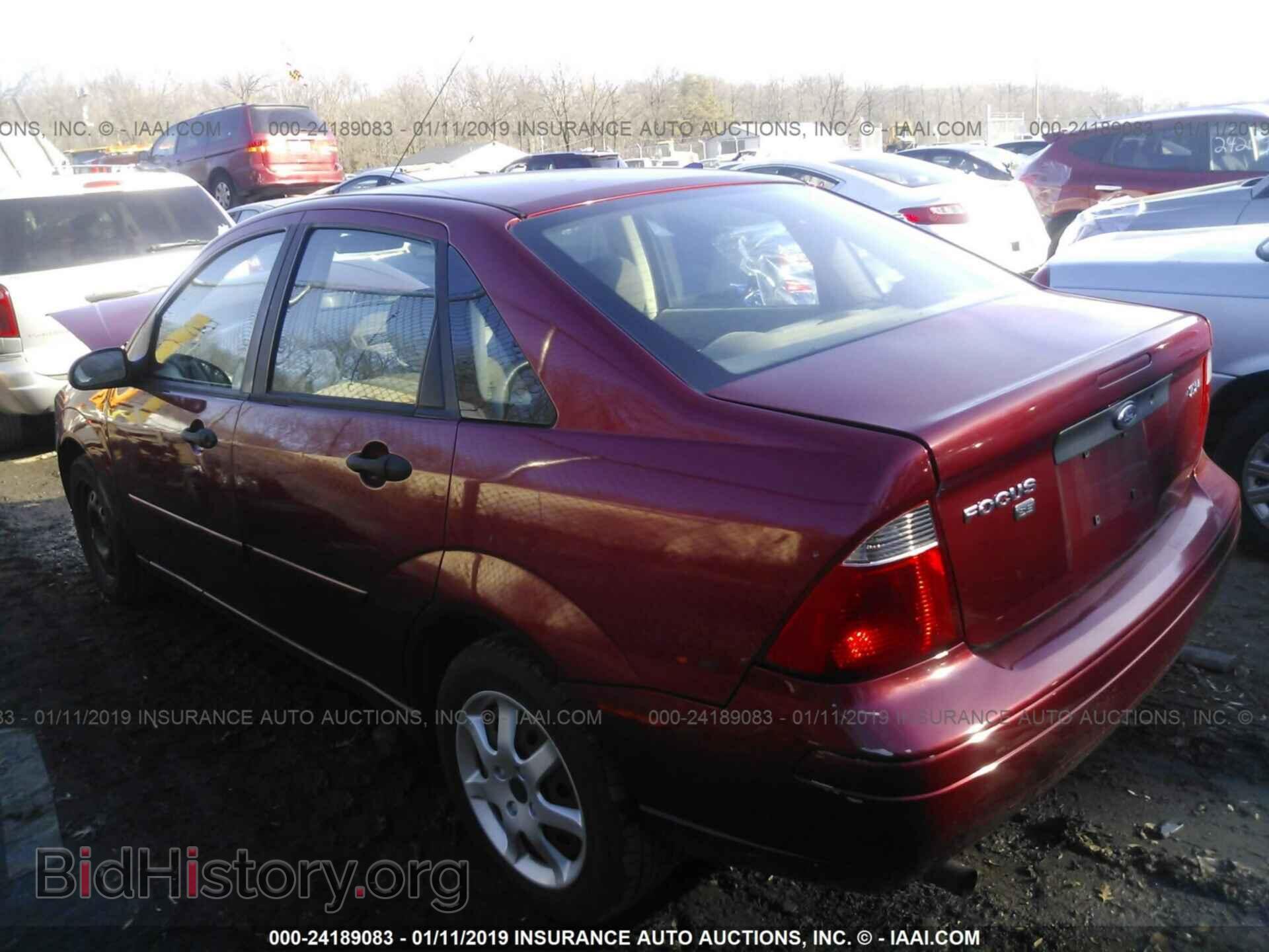 2005 FORD FOCUS - VIN: 1FAFP34N35W302390 - Фото 3