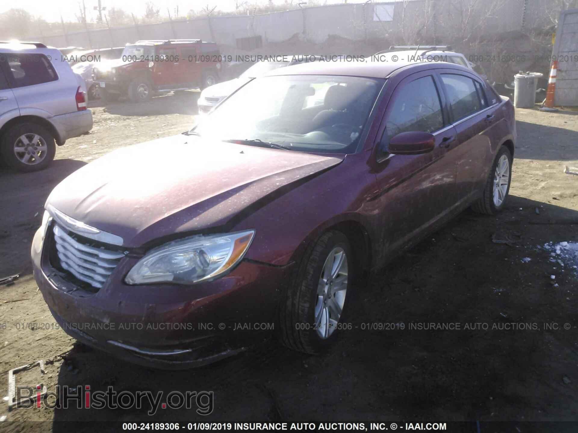 2012 CHRYSLER 200 - VIN: 1C3CCBBG9CN283178 - Фото 2