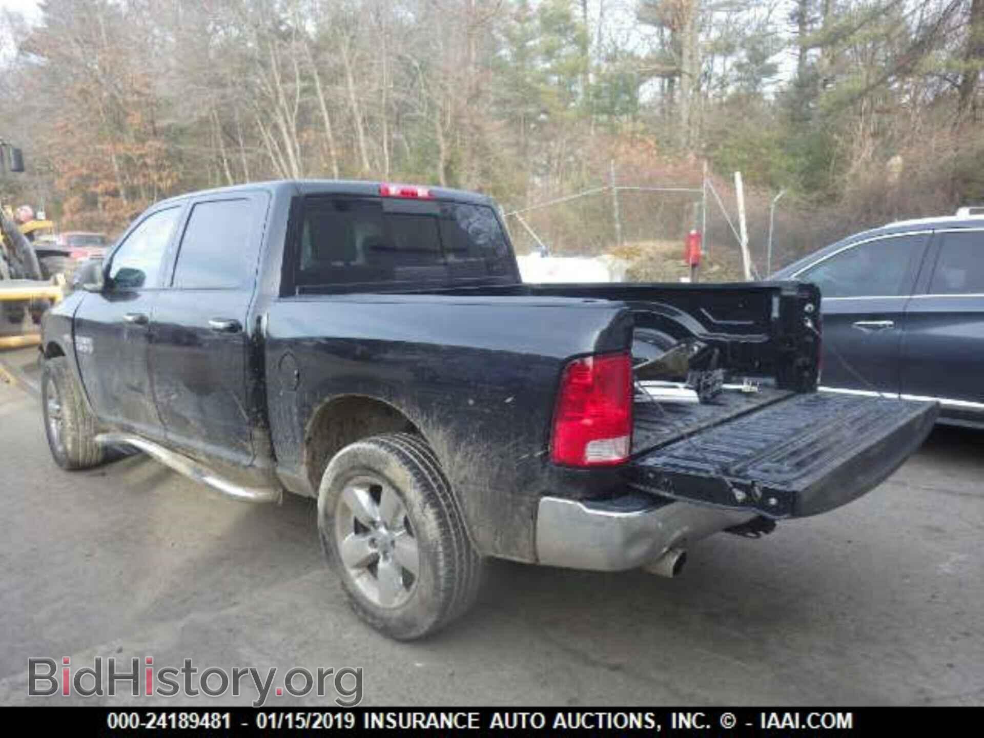 2017 RAM 1500 - VIN: 3C6RR7LT0HG793424 - Photo 3