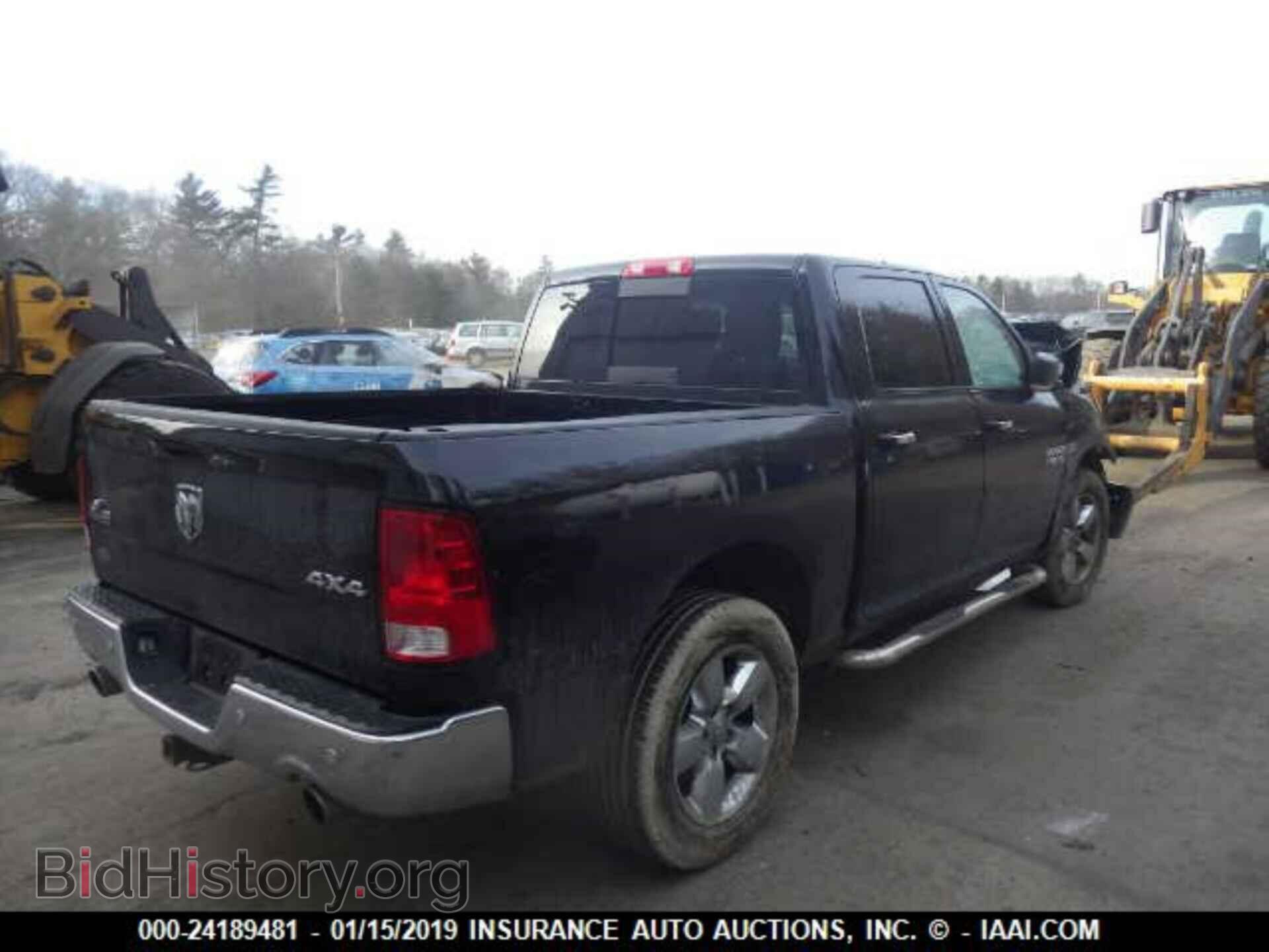 2017 RAM 1500 - VIN: 3C6RR7LT0HG793424 - Photo 4