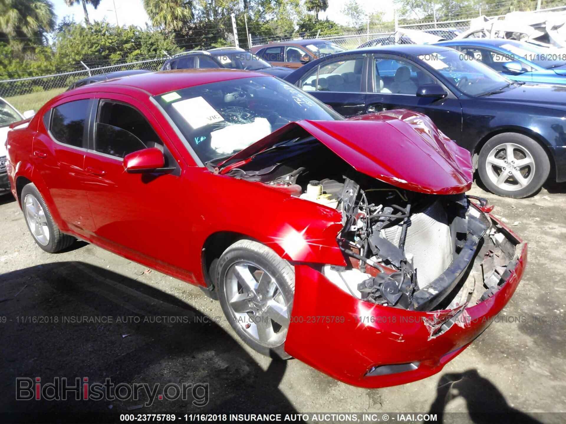 Фотография 1C3CDZCB7DN556774 - DODGE AVENGER 2013