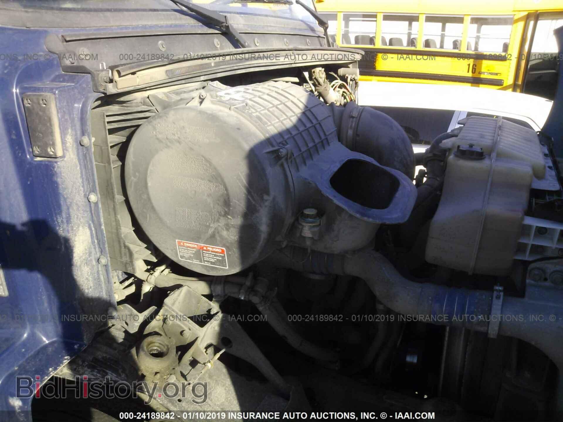 2013 VOLVO VNL - VIN: 4V4MC9DG4DN542185 - Photo 10