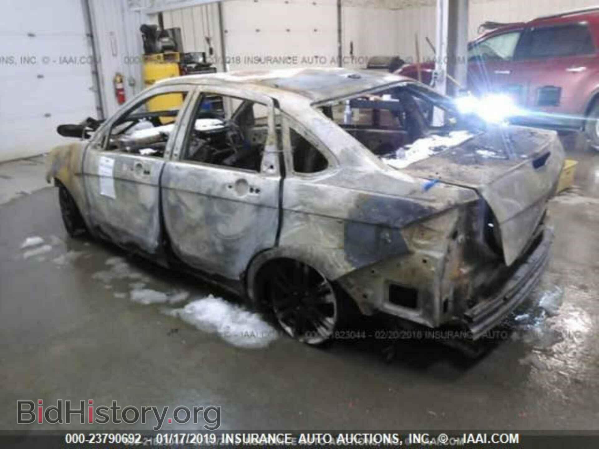 2008 FORD FOCUS - VIN: 1FAHP35N68W263712 - Фото 3