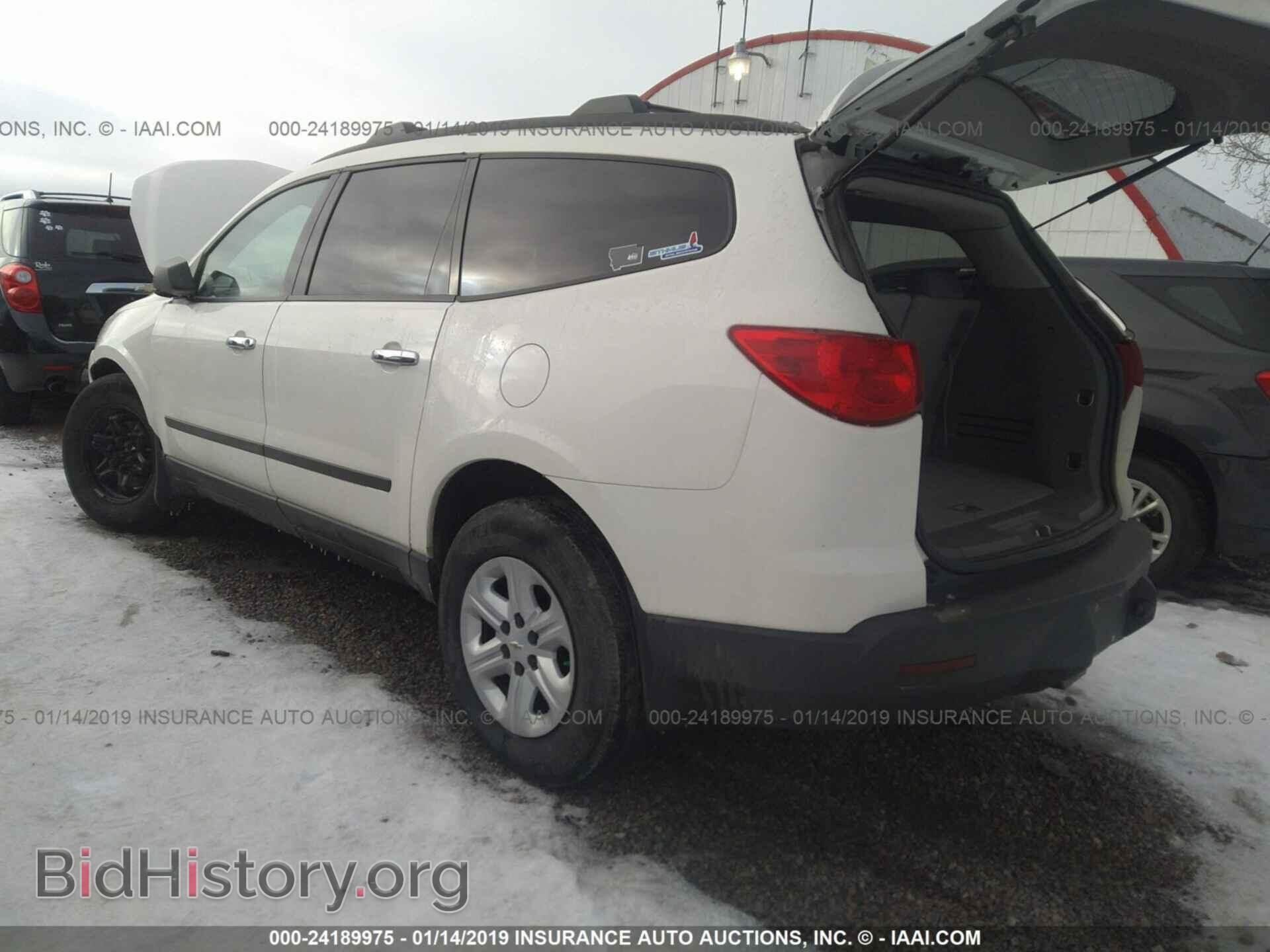 2011 CHEVROLET TRAVERSE - VIN: 1GNKVFED6BJ231191 - Фото 3