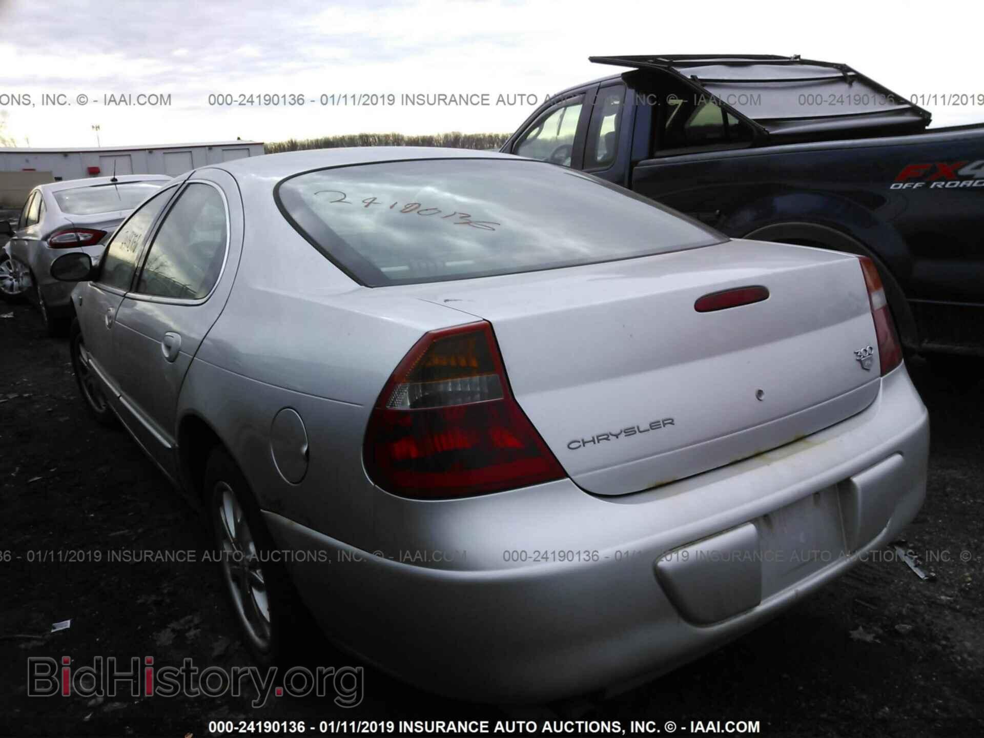 2002 CHRYSLER 300M - VIN: 2C3HE66G82H142501 - Photo 3
