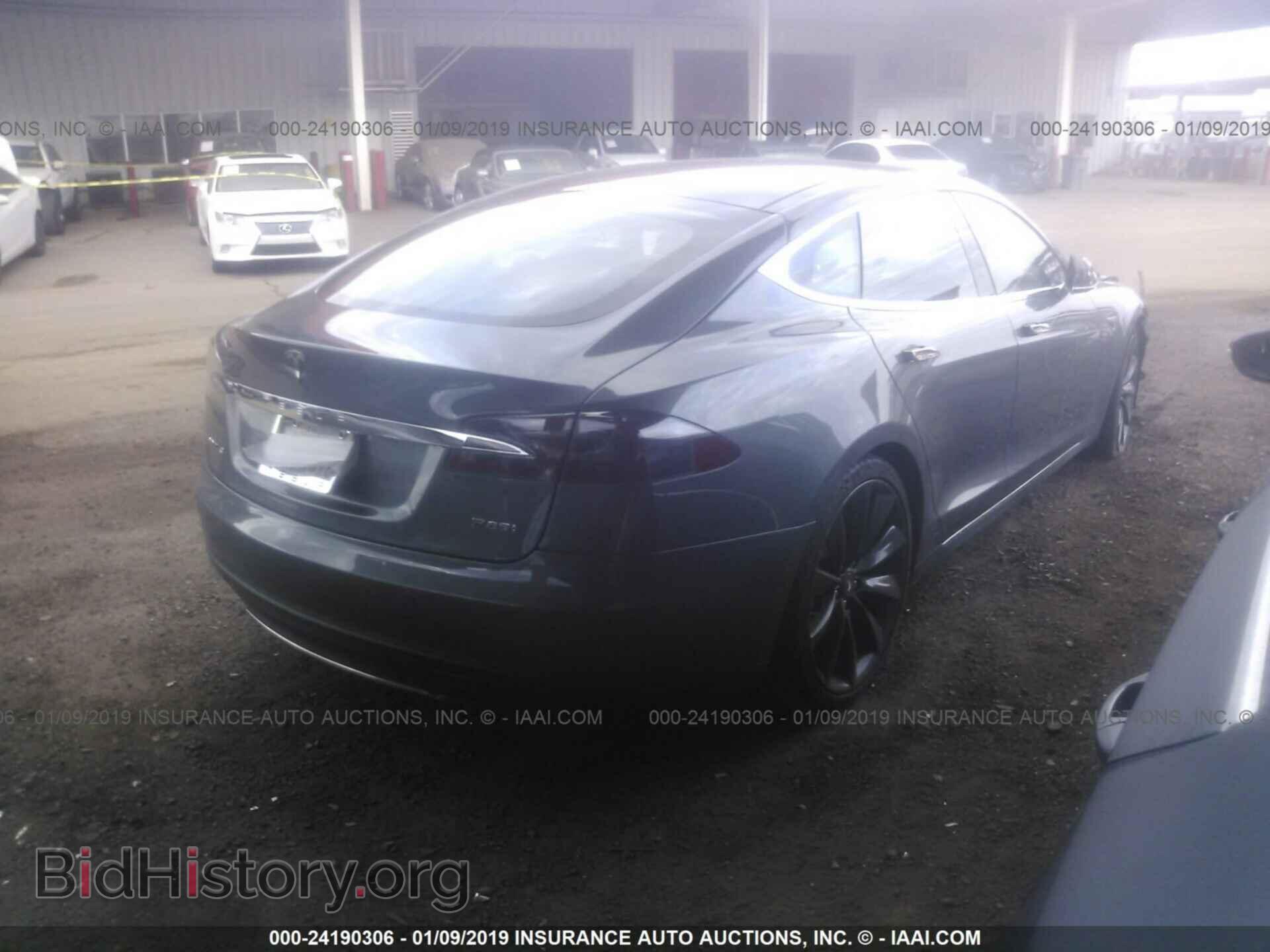 2013 TESLA MODEL S - VIN: 5YJSA1DP8DFP24965 - Фото 4