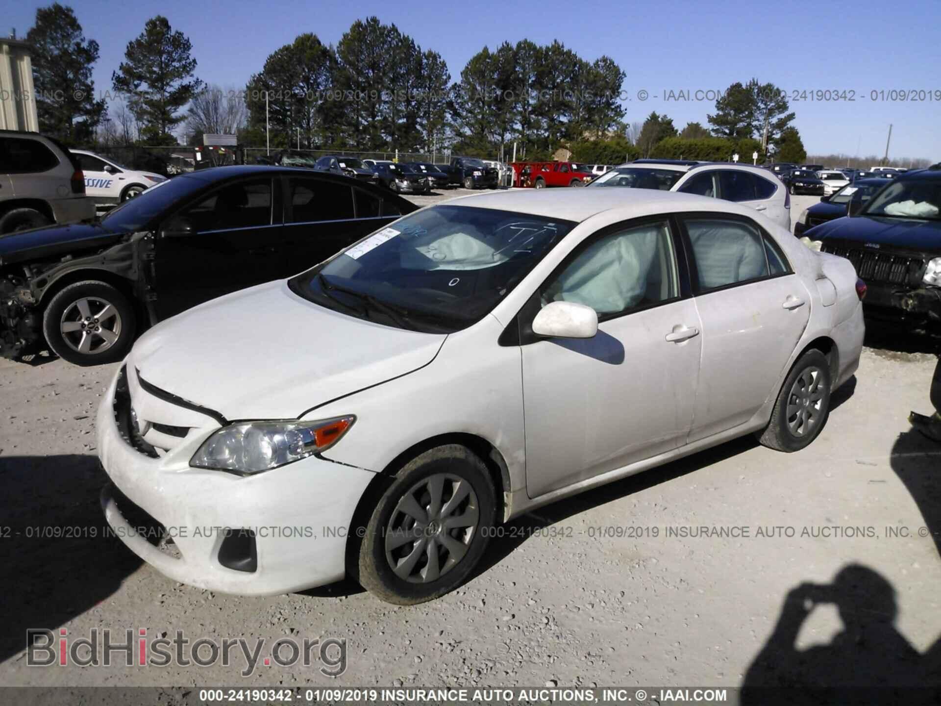 2011 TOYOTA COROLLA - VIN: JTDBU4EE1BJ091706 - Фото 2