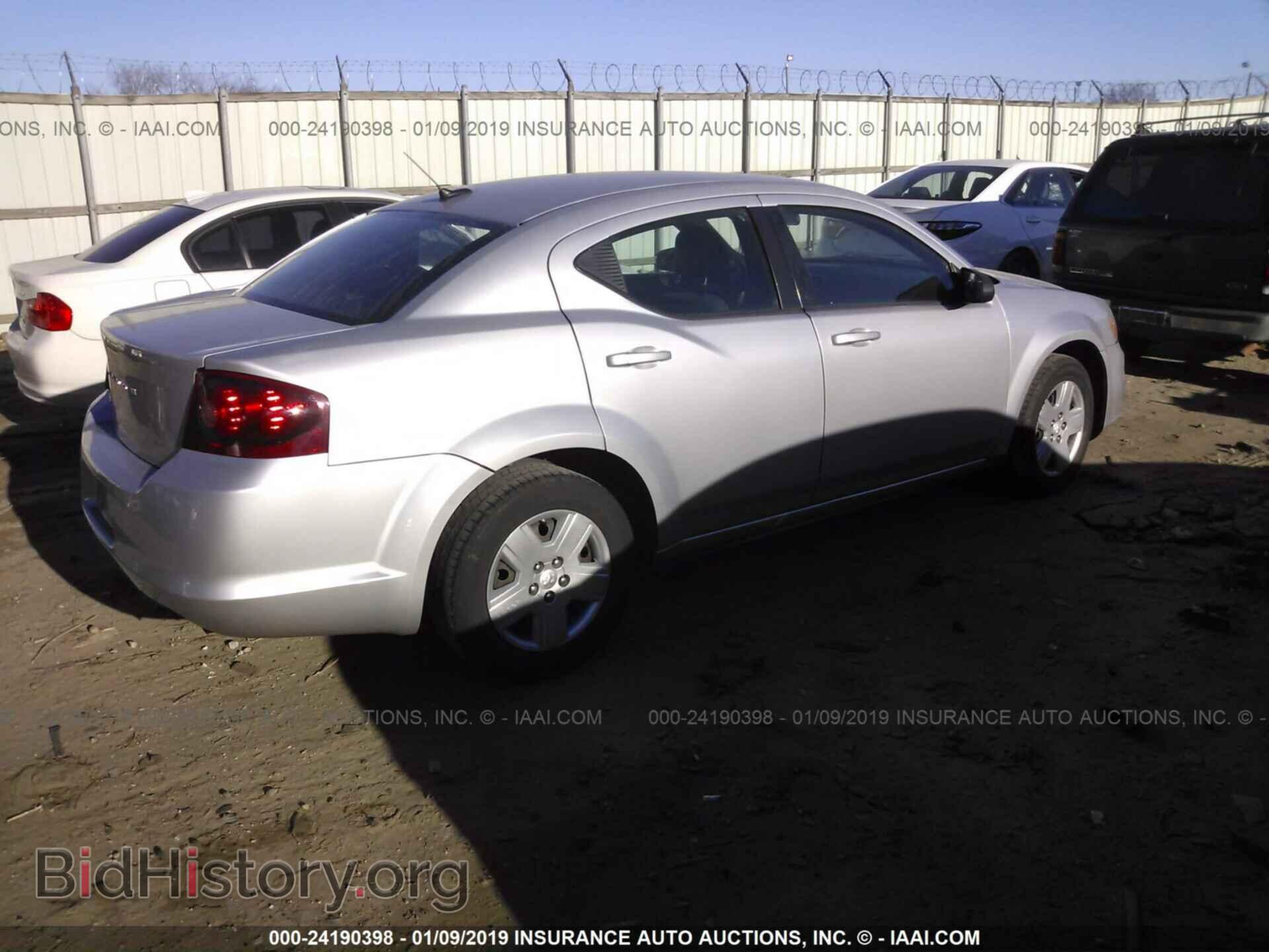 2011 DODGE AVENGER - VIN: 1B3BD4FB6BN608187 - Photo 4