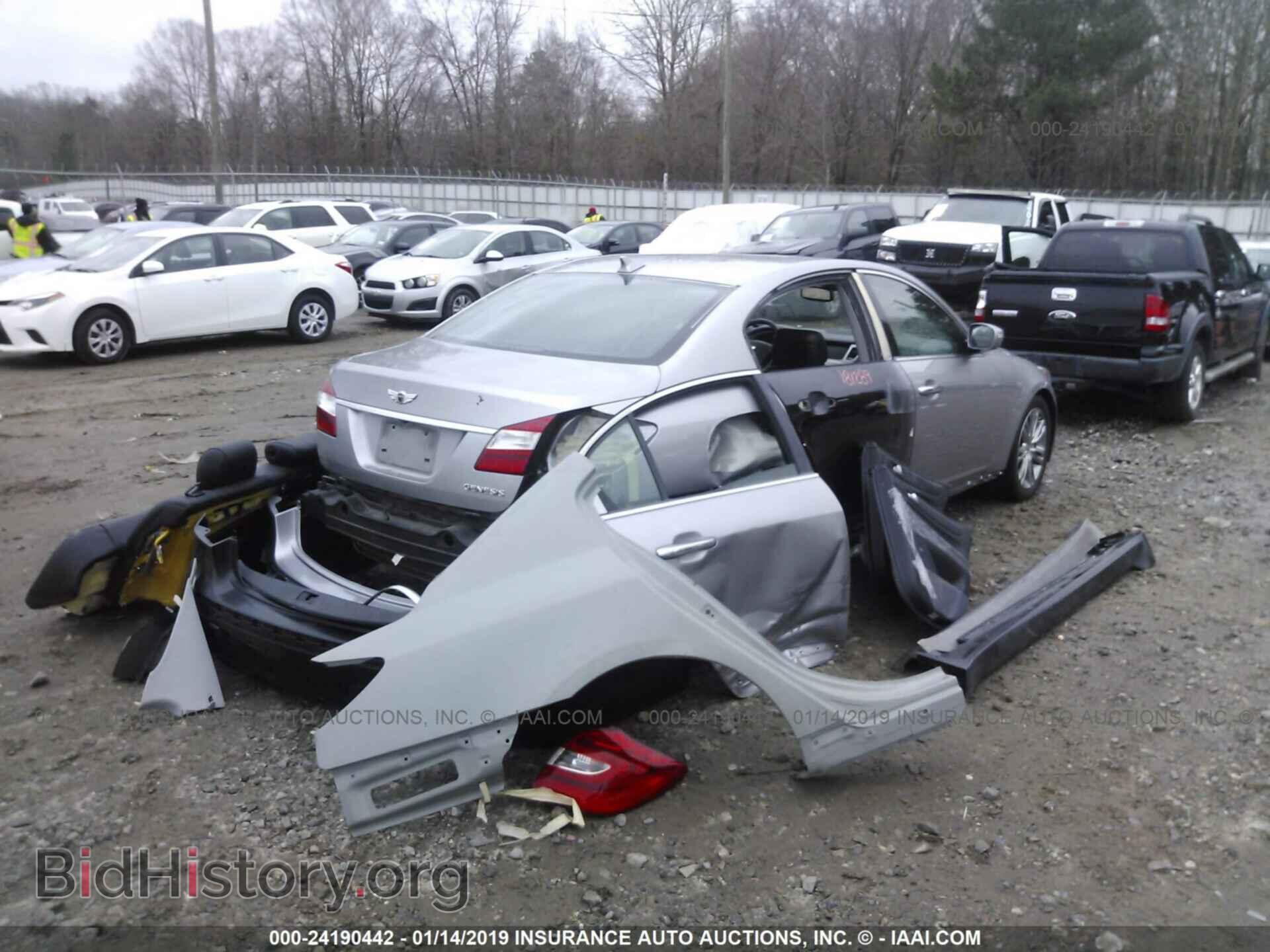 2012 HYUNDAI GENESIS - VIN: KMHGC4DD5CU208183 - Фото 4