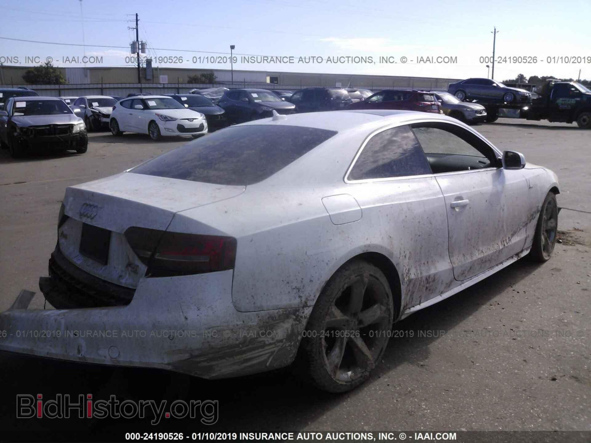 2011 AUDI A5 - VIN: WAUWFAFR2BA039123 - Фото 4