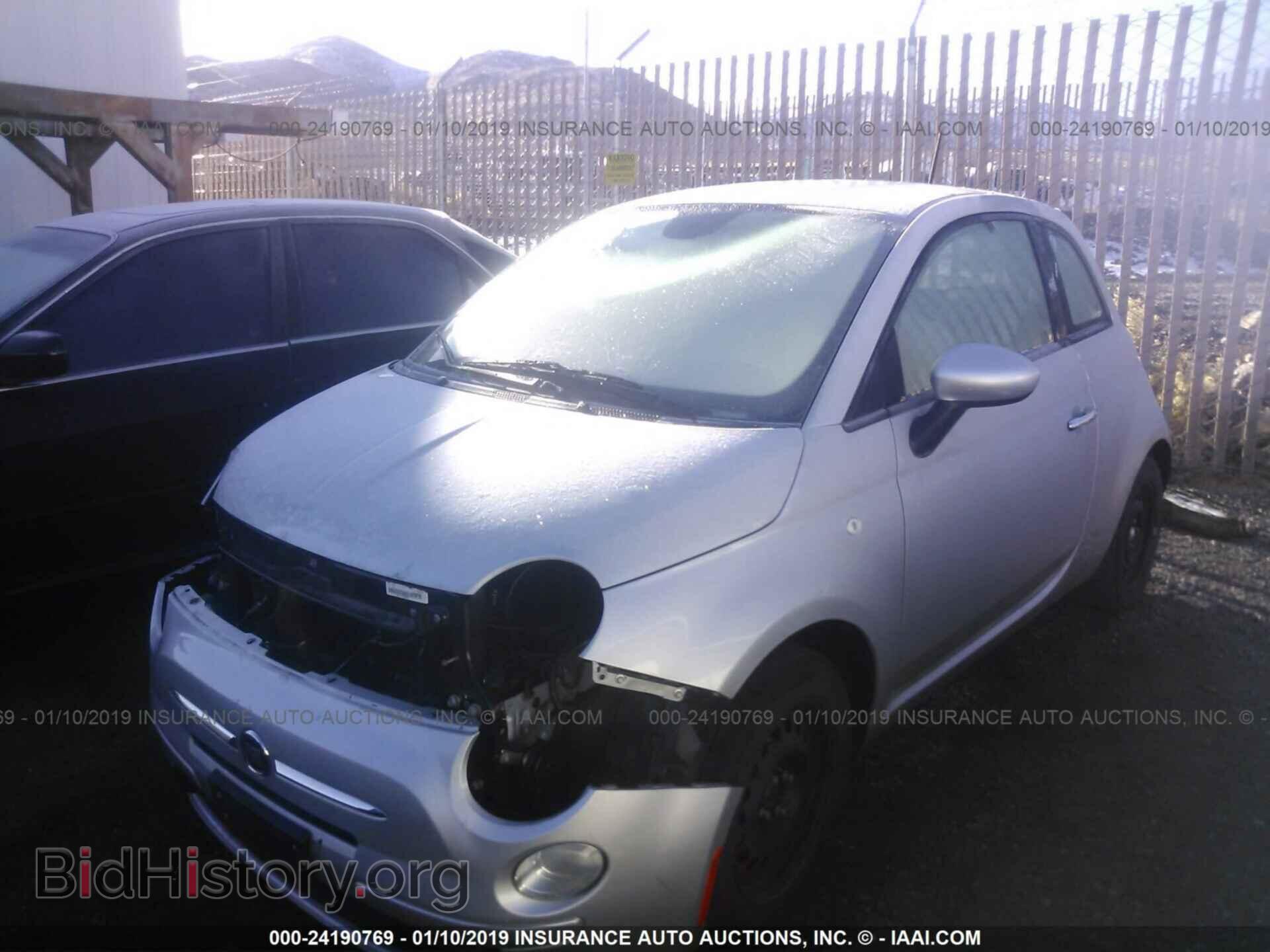 2013 FIAT 500 - VIN: 3C3CFFAR6DT742038 - Фото 2