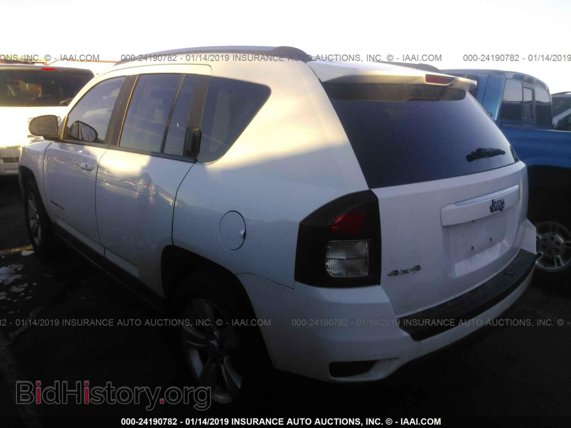 2014 JEEP COMPASS - VIN: 1C4NJDBB3ED828438 - Photo 3