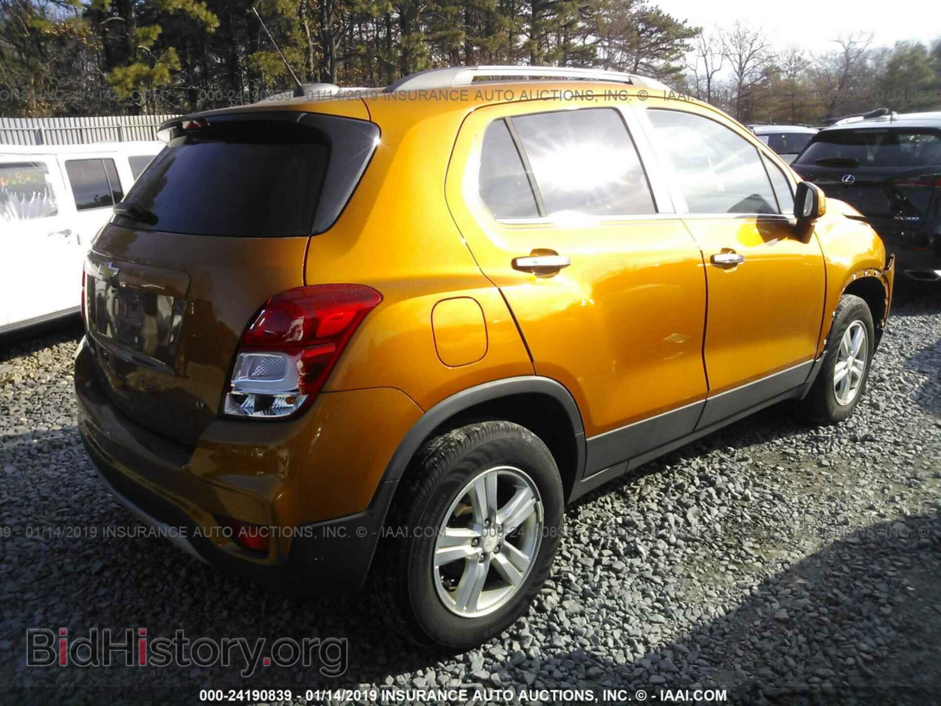 2017 CHEVROLET TRAX - VIN: 3GNCJPSB9HL172552 - Фото 4