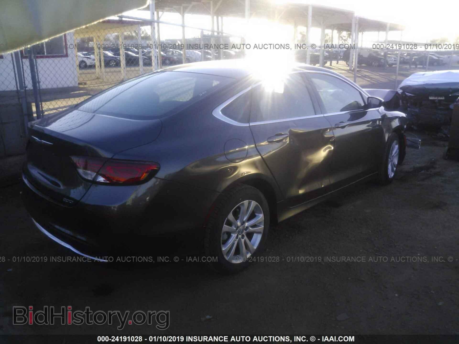 2015 CHRYSLER 200 - VIN: 1C3CCCAB4FN753777 - Photo 4