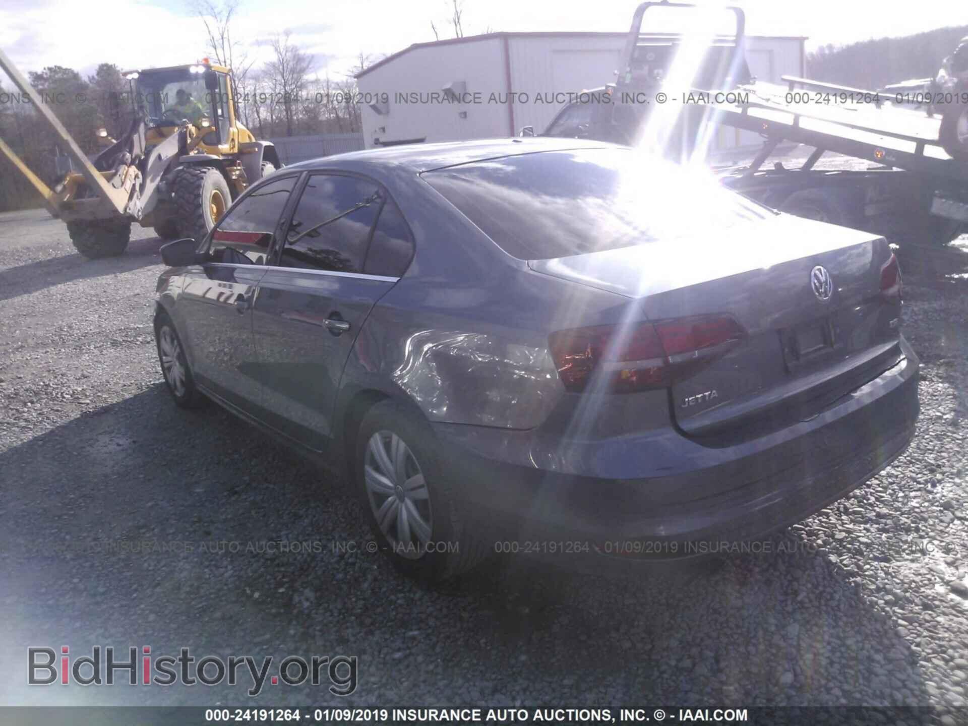 2017 VOLKSWAGEN JETTA - VIN: 3VW2B7AJ9HM401569 - Фото 3