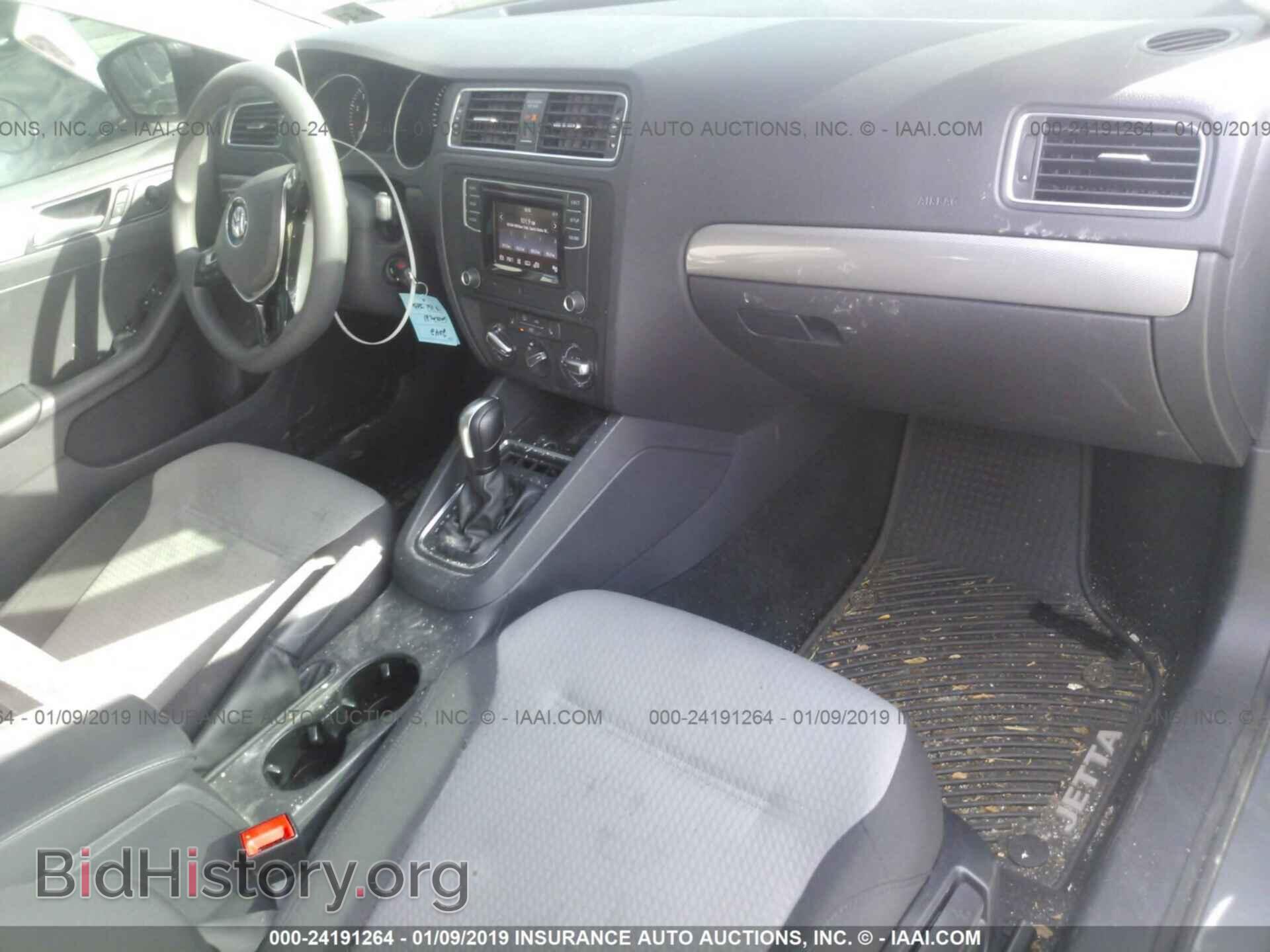 2017 VOLKSWAGEN JETTA - VIN: 3VW2B7AJ9HM401569 - Фото 5